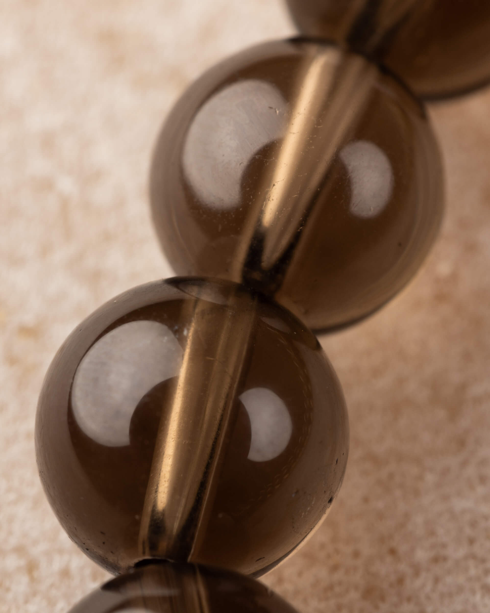 Pulsera de Cuarzo Ahumado 8 mm - Anclaje y Calma