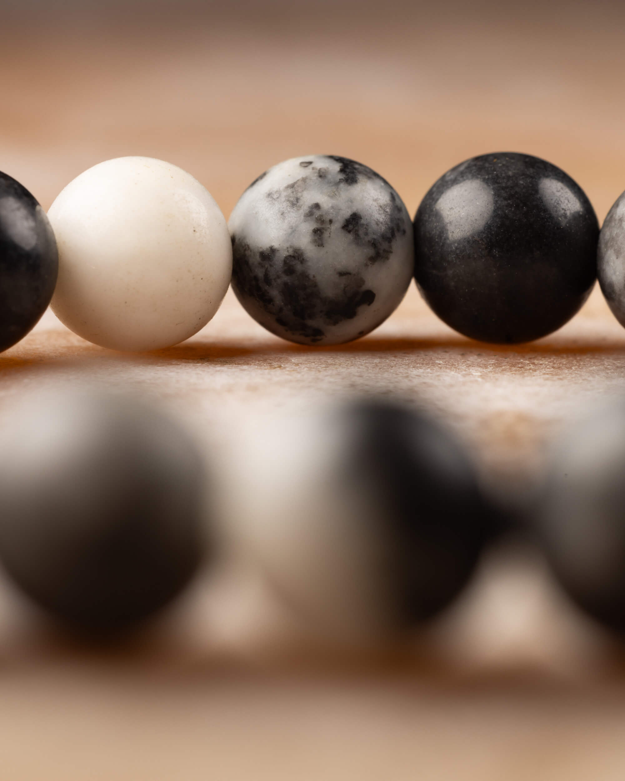 Pulsera de Jaspe Cebra 8 mm - Equilibrio y Dirección