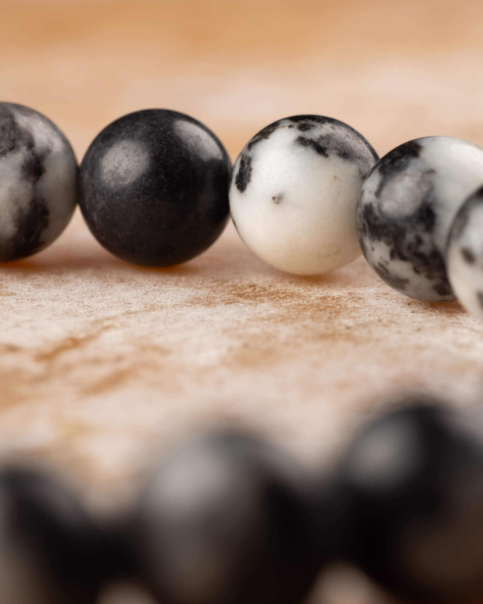 Pulsera de Jaspe Cebra 8 mm - Equilibrio y Dirección