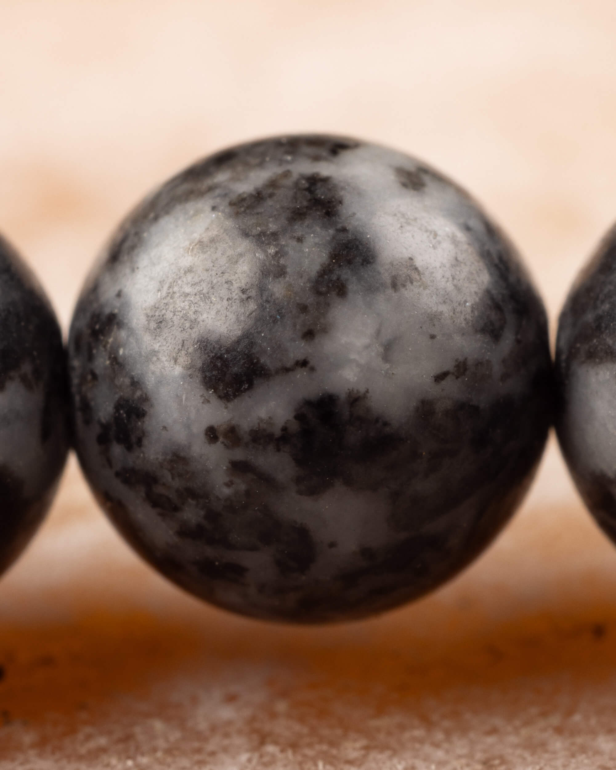 Pulsera de Jaspe Cebra 8 mm - Equilibrio y Dirección