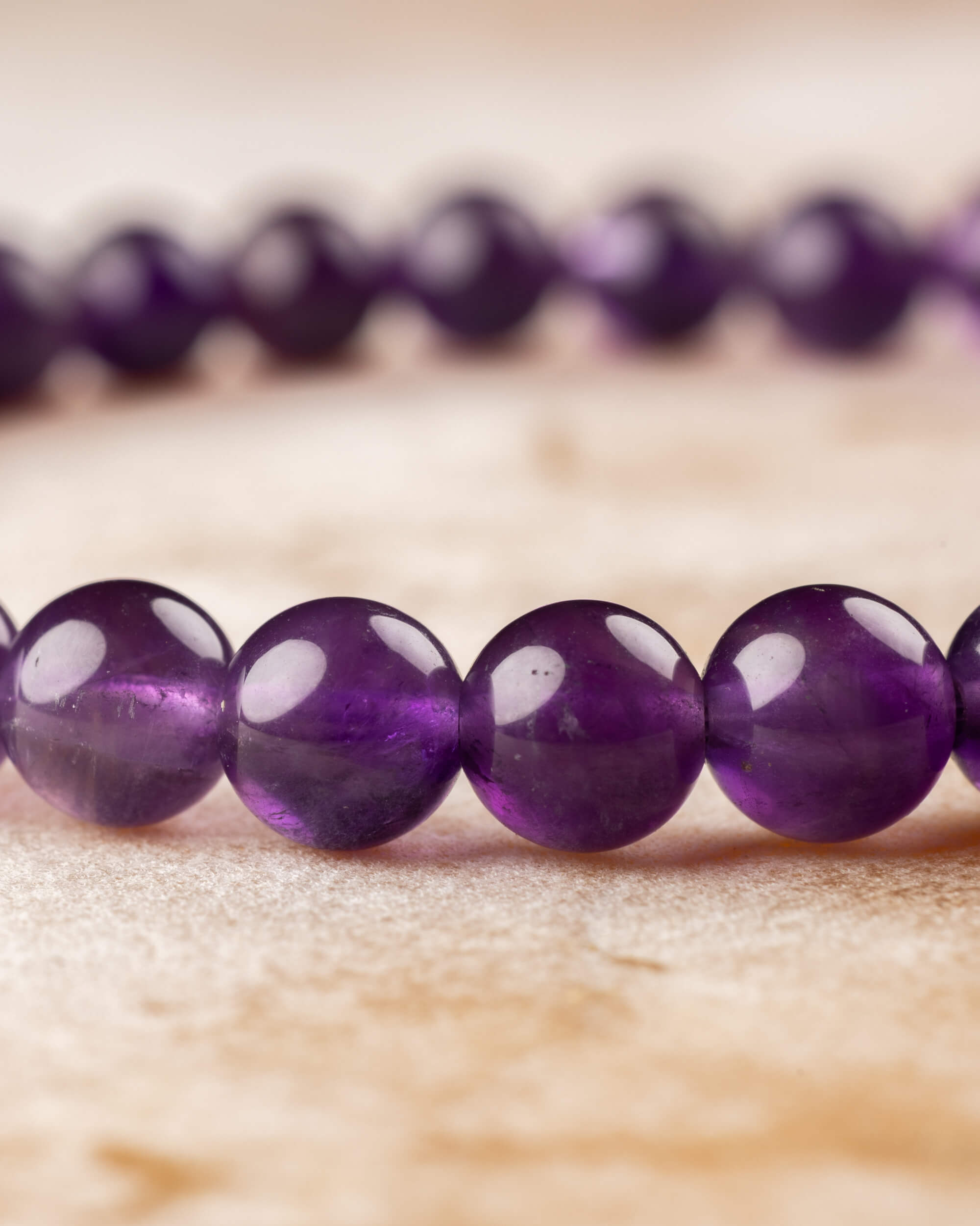 Pulsera de Amatista 6 mm - Claridad y Visión