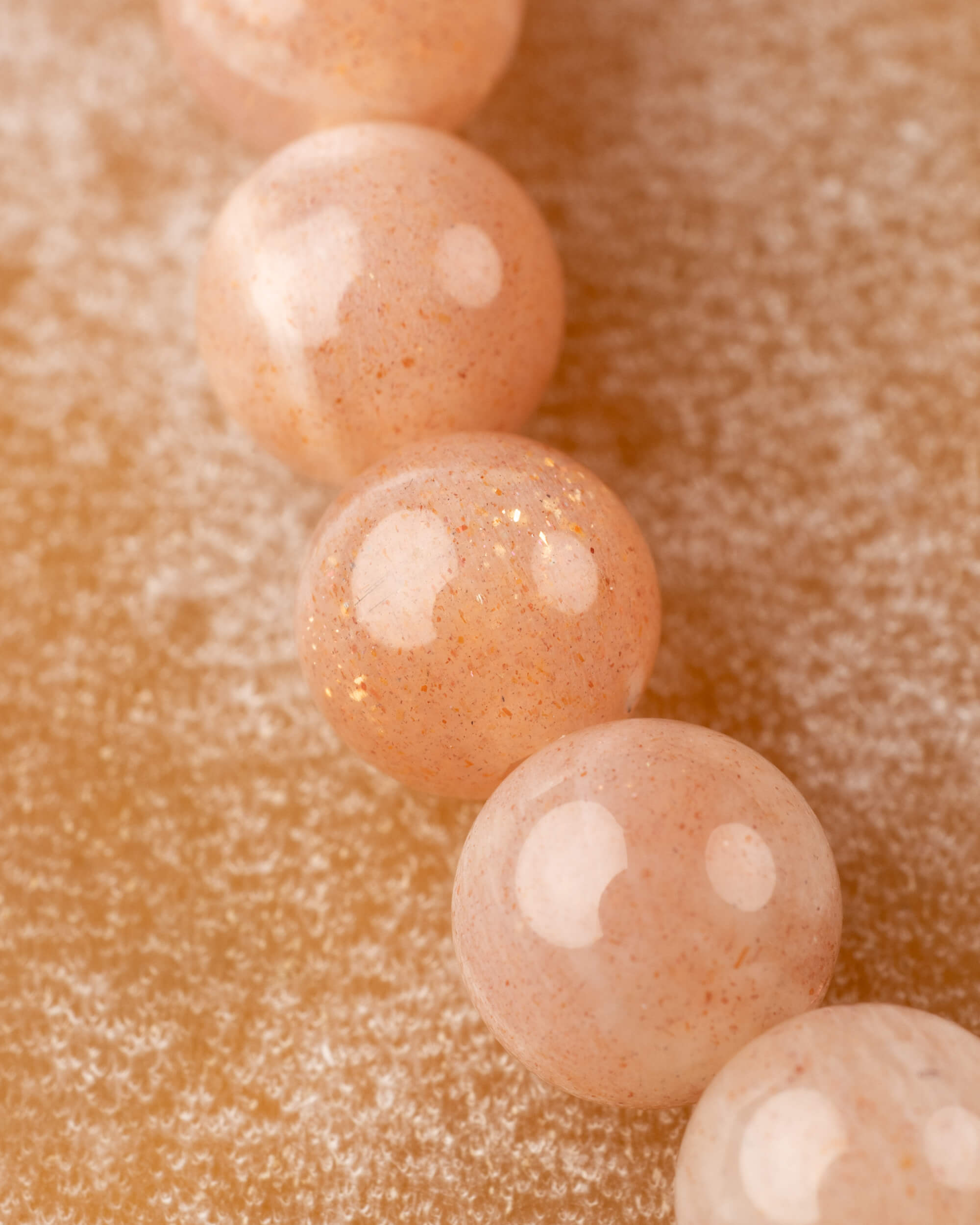 Pulsera de Piedra Sol 6 mm - Alegría y Vitalidad Radiante