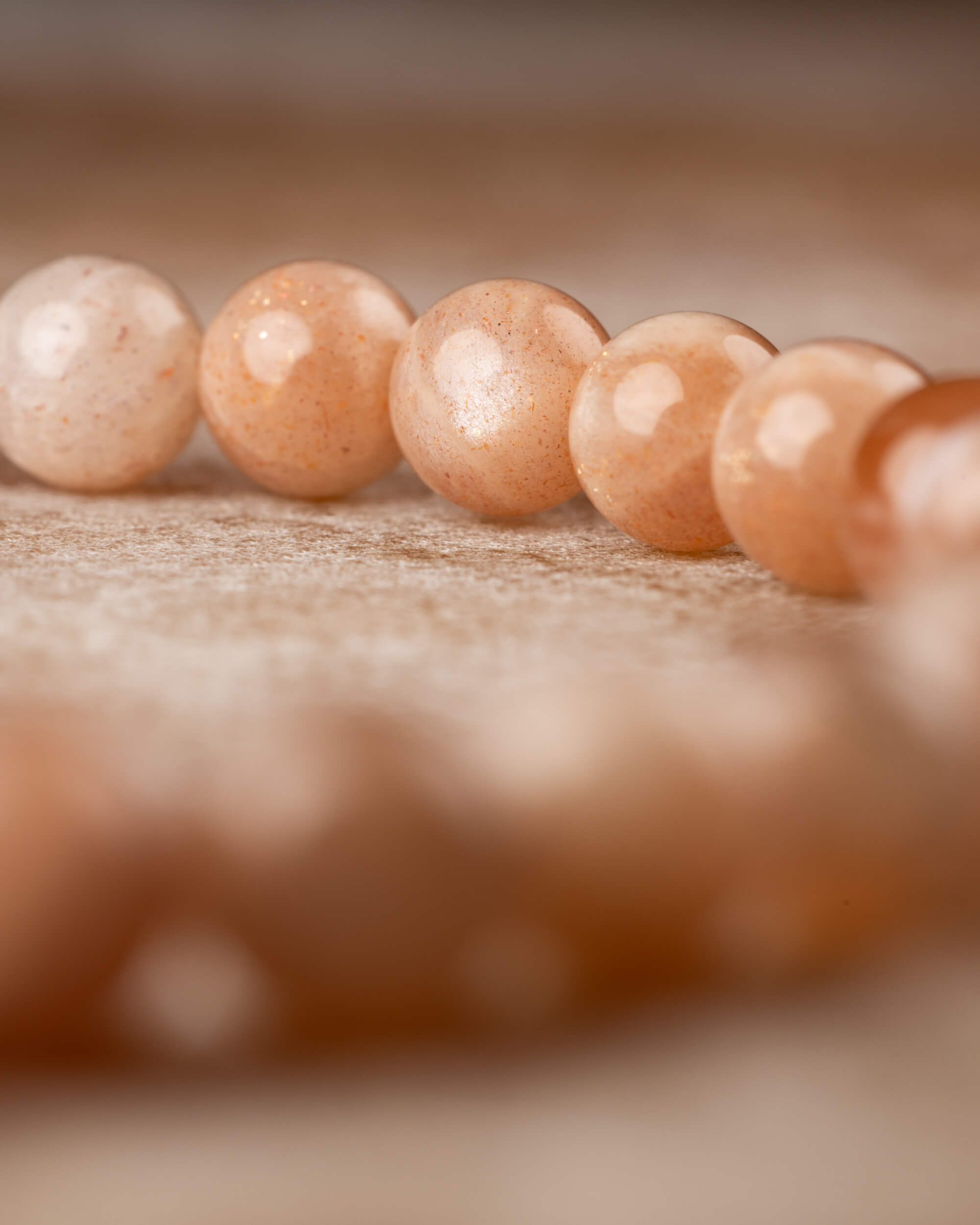 Pulsera de Piedra Sol 6 mm - Alegría y Vitalidad Radiante