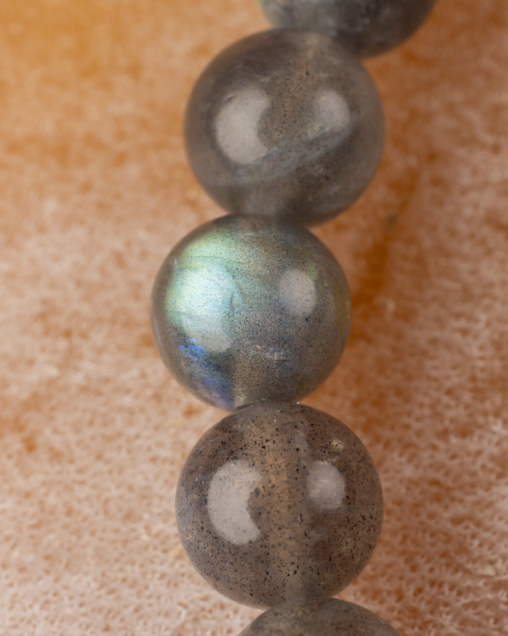 Pulsera de Labradorita 6 mm - Intuición y Magia Cotidiana