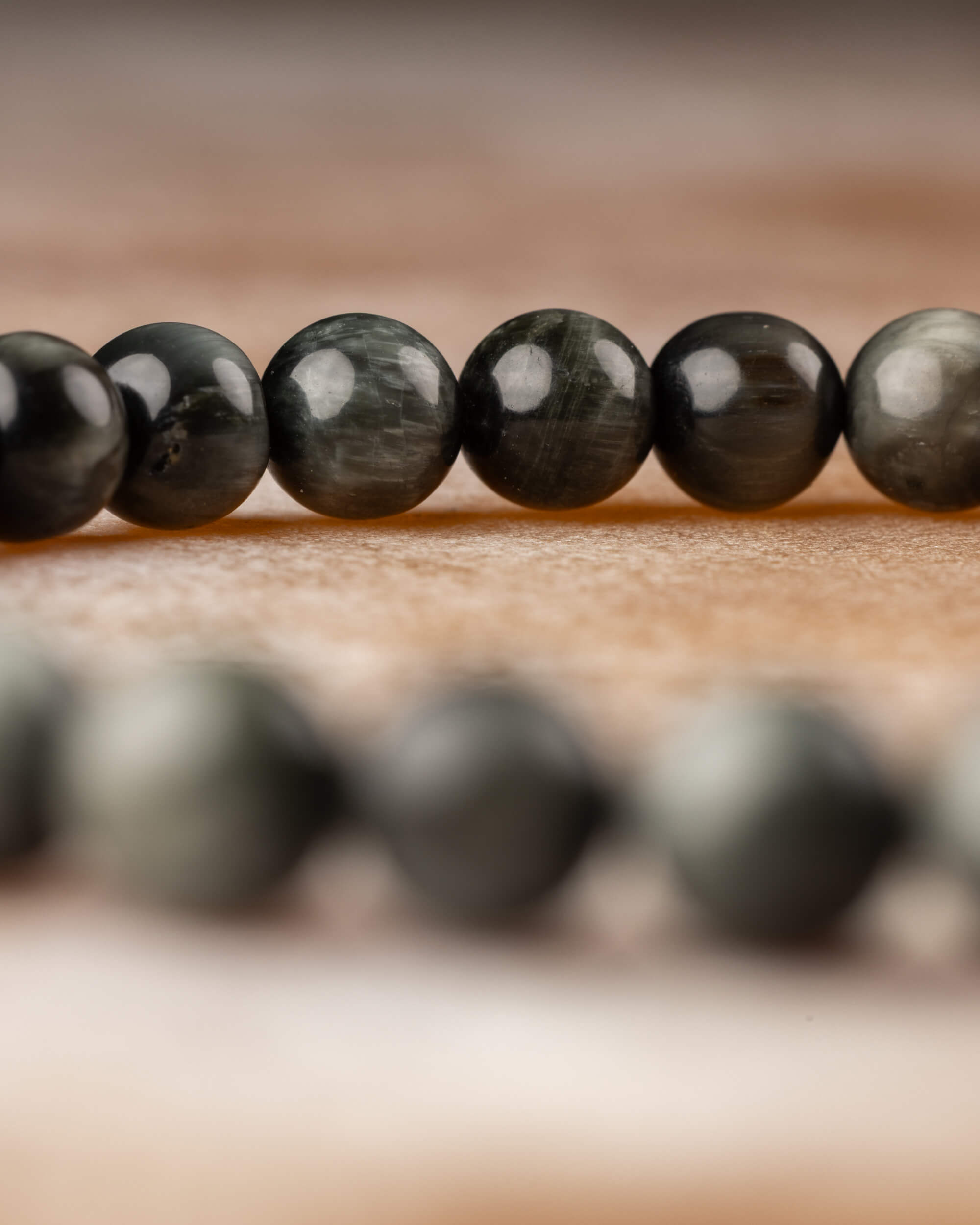 Pulsera de Ojo de Halcón 6 mm - Visión Amplia y Perspectiva