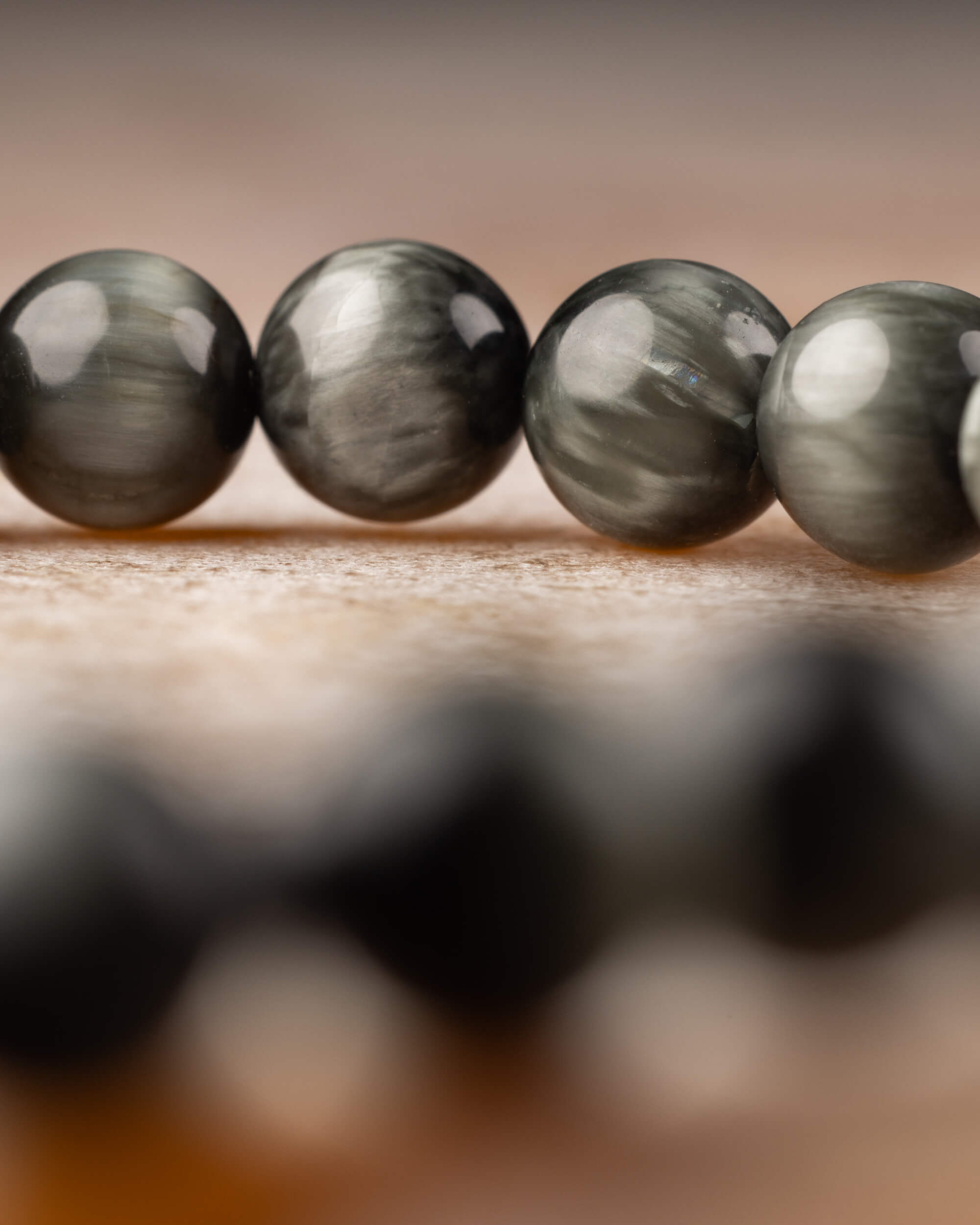 Pulsera de Ojo de Halcón 6 mm - Visión Amplia y Perspectiva