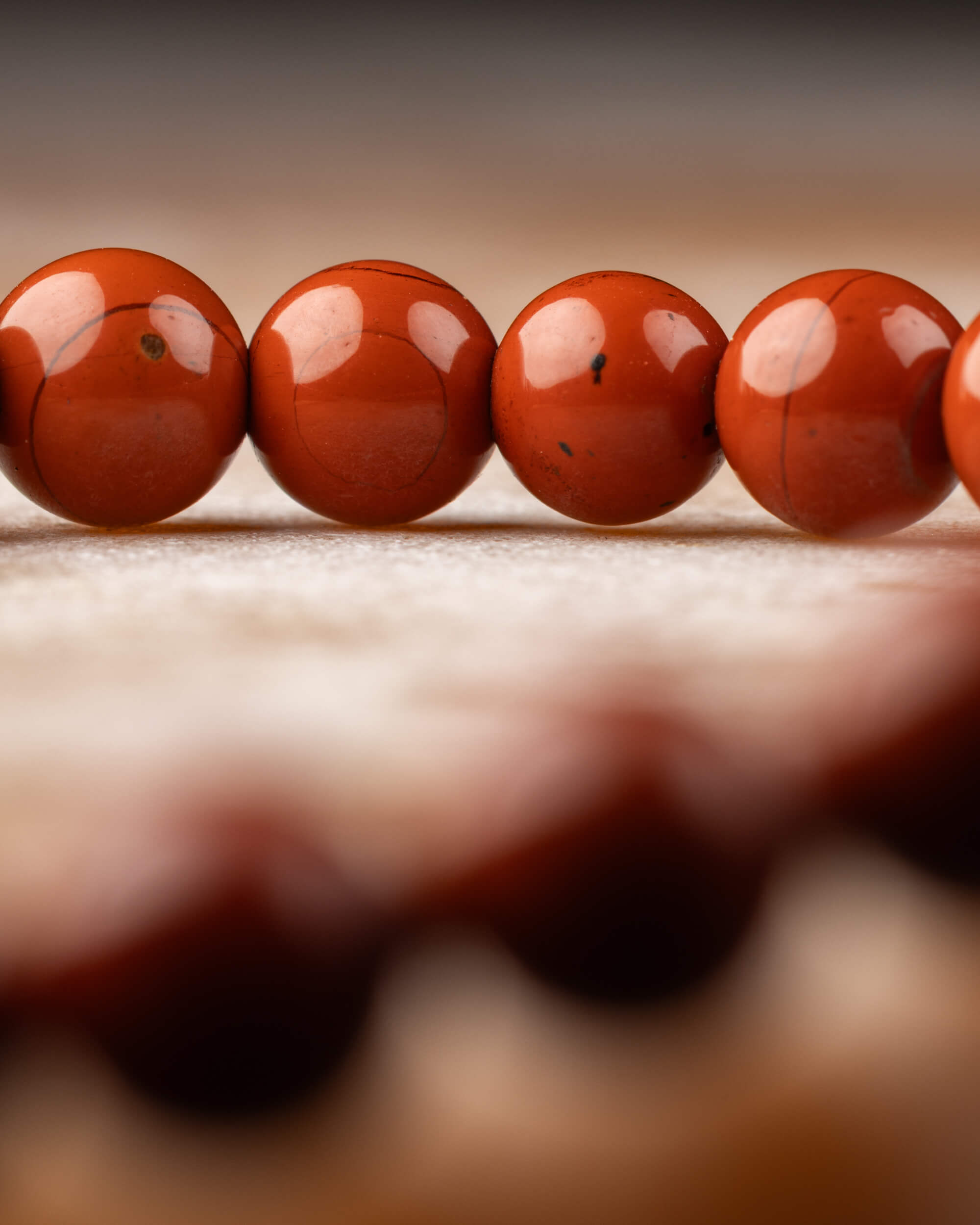 Pulsera de Jaspe Rojo 6 mm - Presencia y Vitalidad