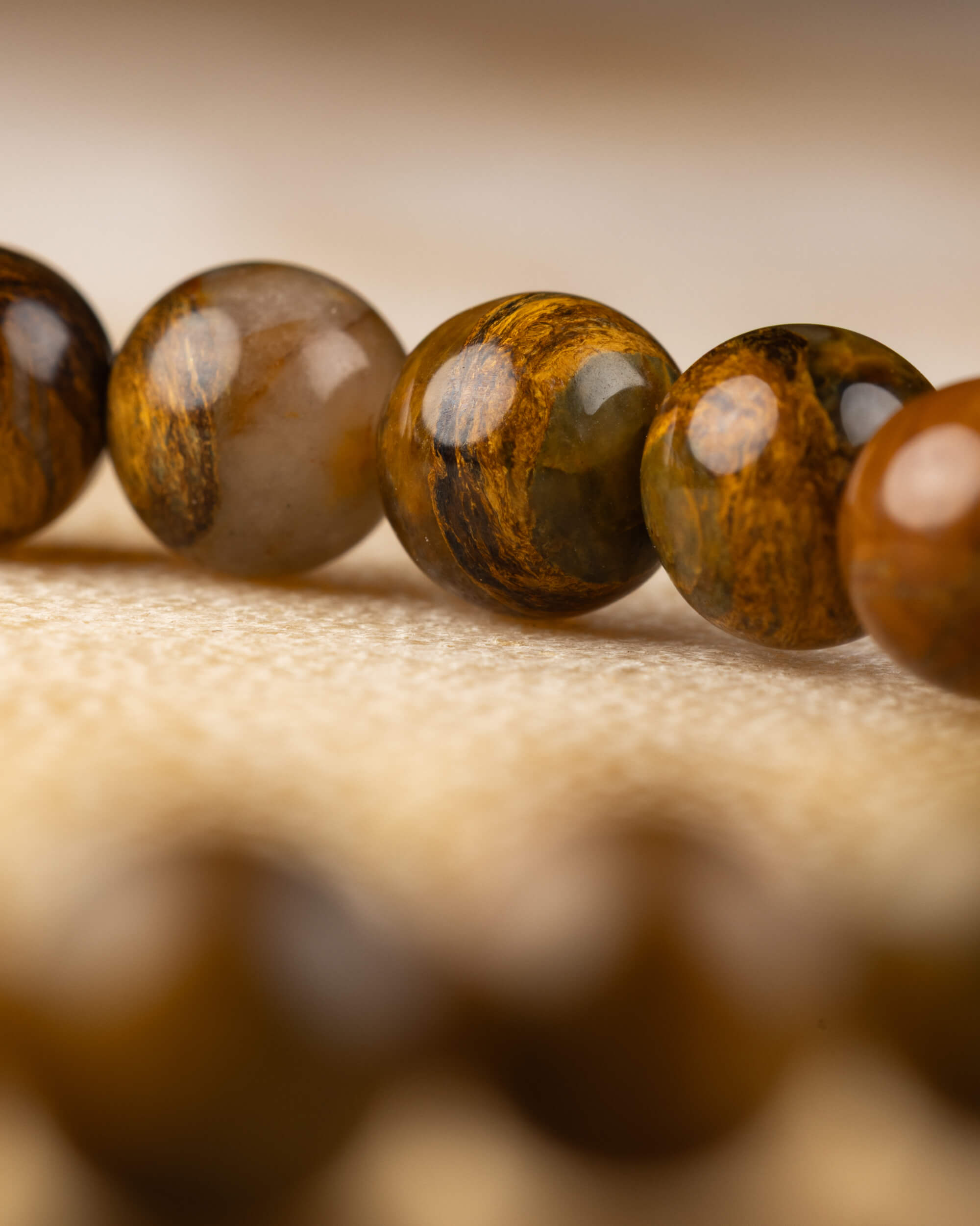 Pulsera de Pietersita Amarilla 6 mm - Claridad y Poder Personal