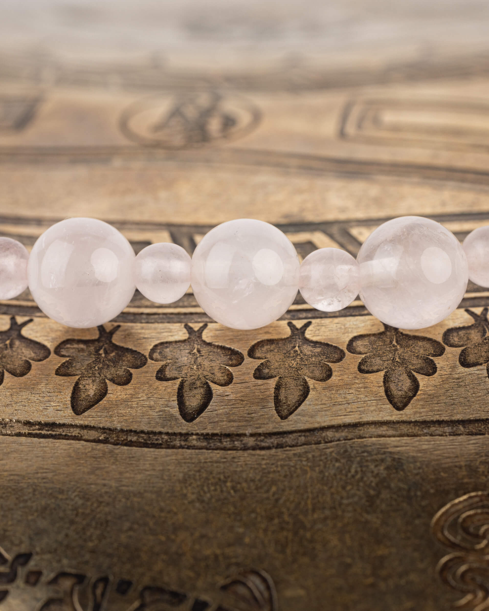 Codificador Collar de Cuarzo Rosa "Corazón Universal" 51 cm - Amor y Códigos Sagrados (Agesta)