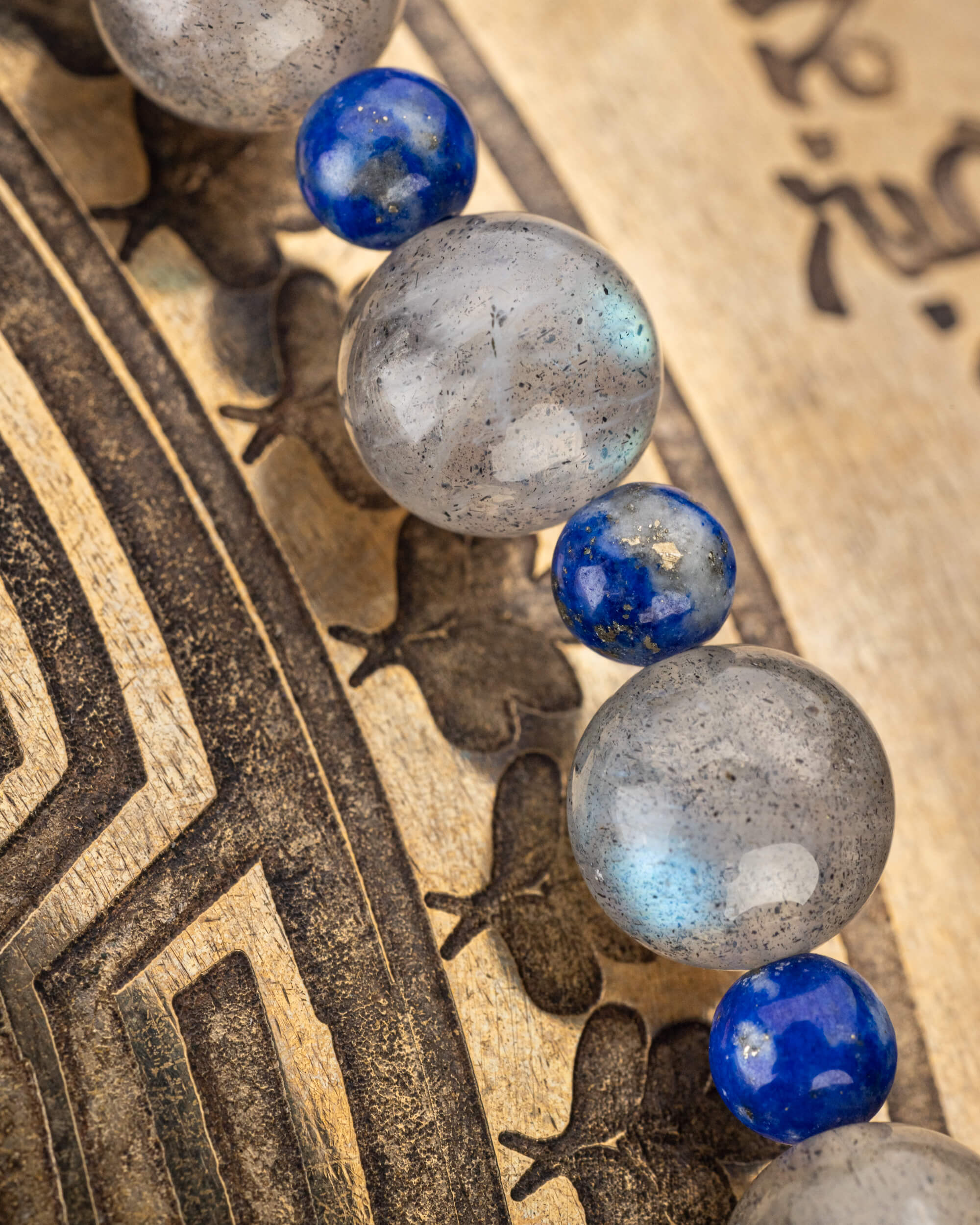 Codificador Collar "Aurora Interior" 54 cm - Visión Clara y Magia (Agesta)