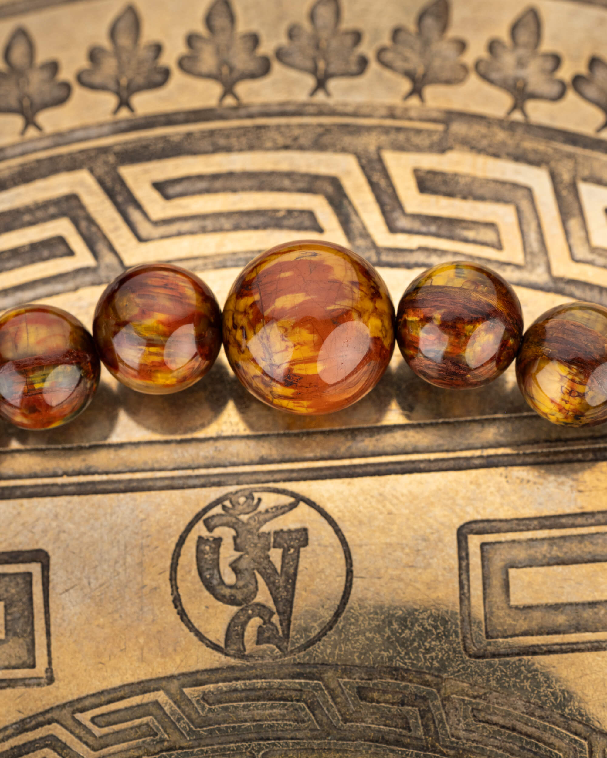 Codificador de Mano "Ojo del Infinito" 33 cm - Pietersita de Namibia (Agesta)