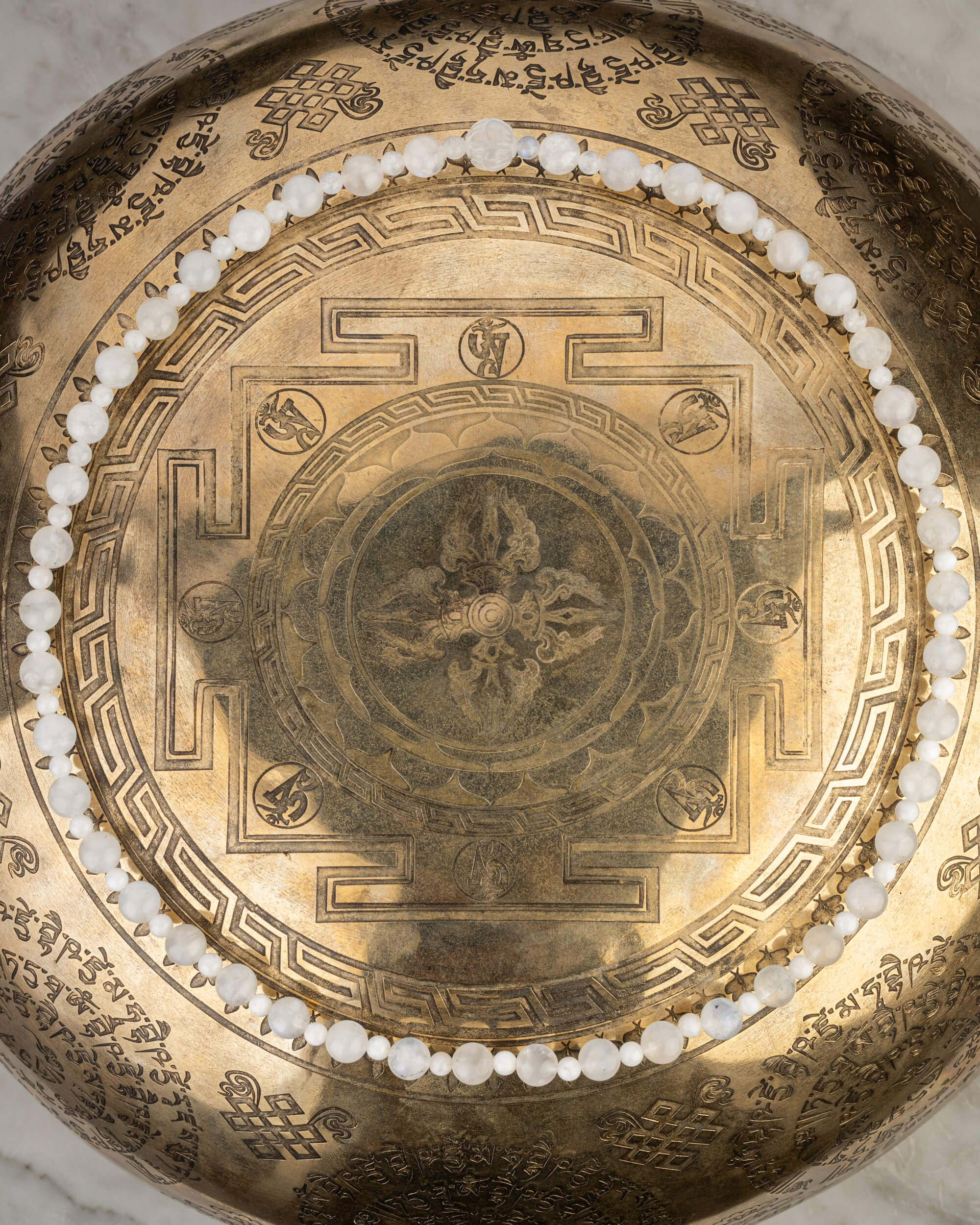 Codificador de Piedra Luna (52 cm)