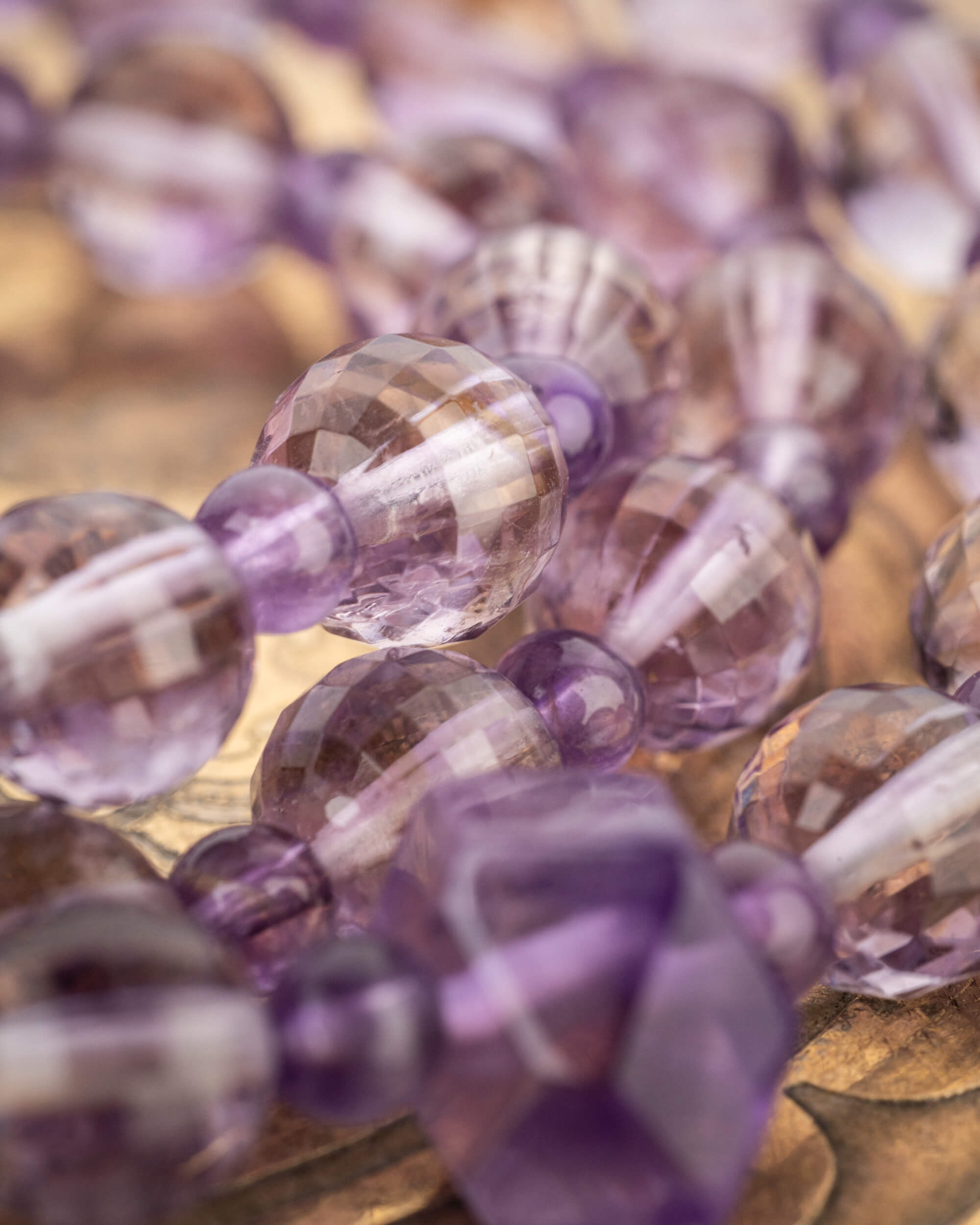 Codificador Collar "Llama Violeta" Facetada 48 cm - Transmutación (Agesta)