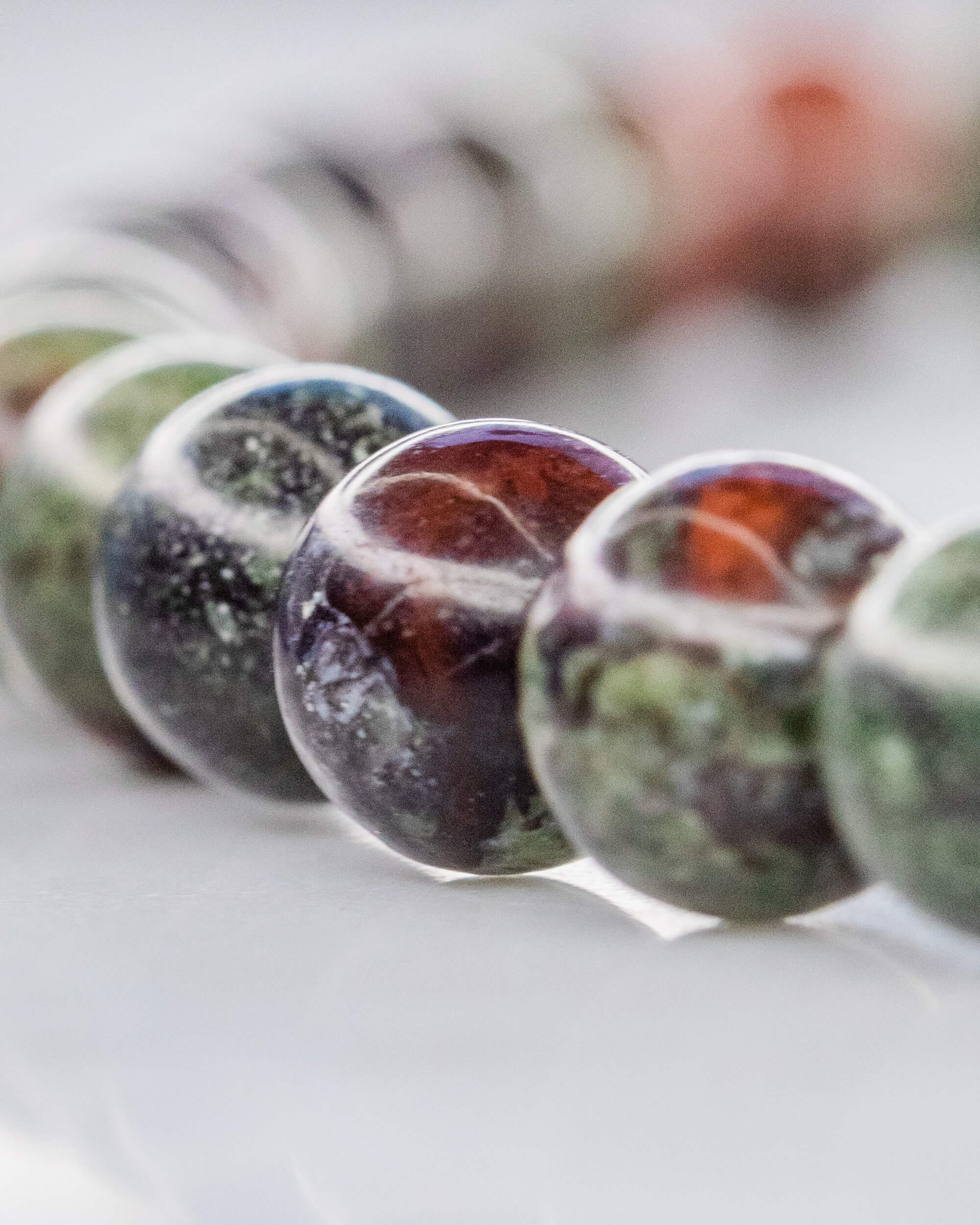 Codificador de Jaspe Sangre de Dragón (34 cm)