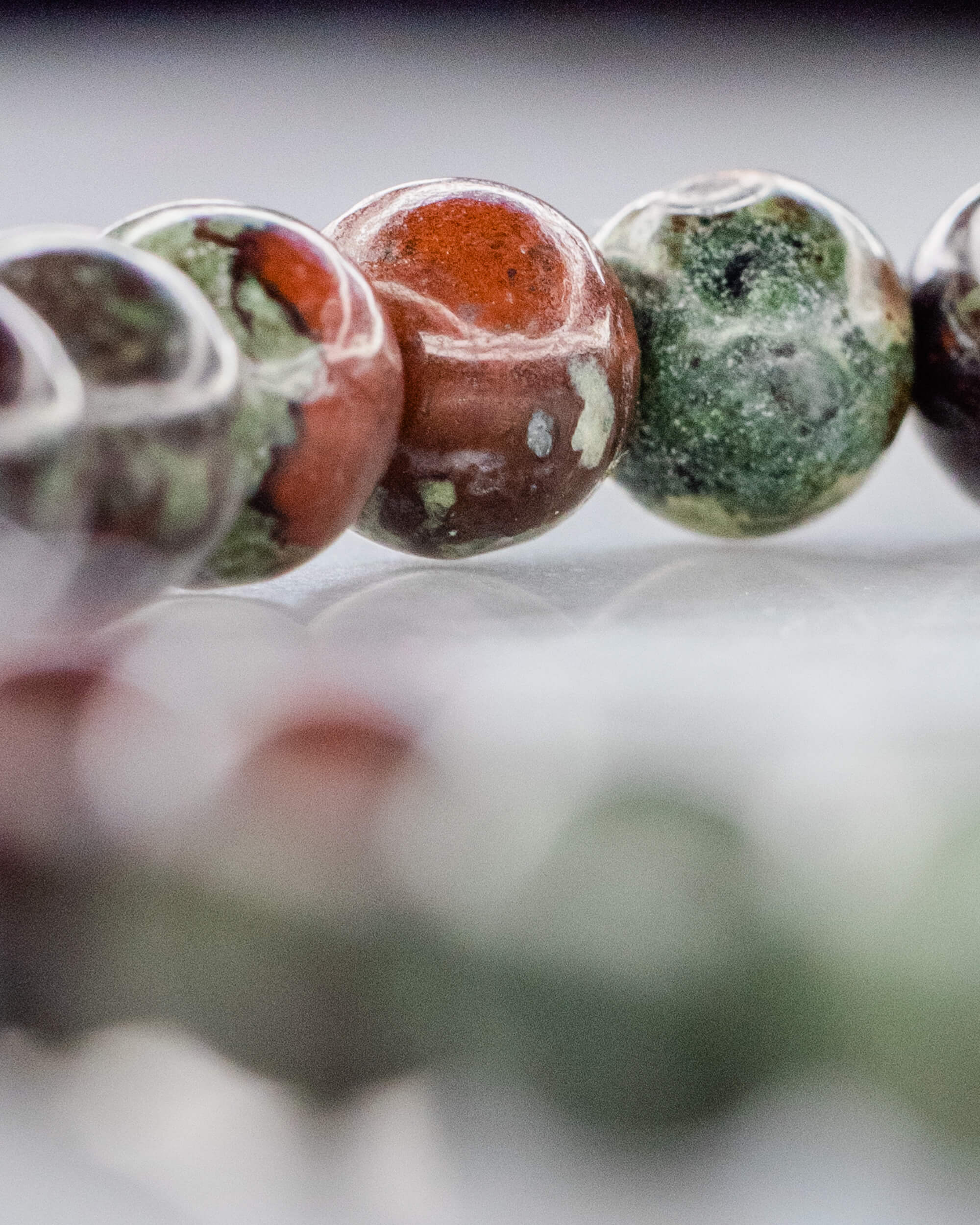 Codificador de Jaspe Sangre de Dragón (34 cm)