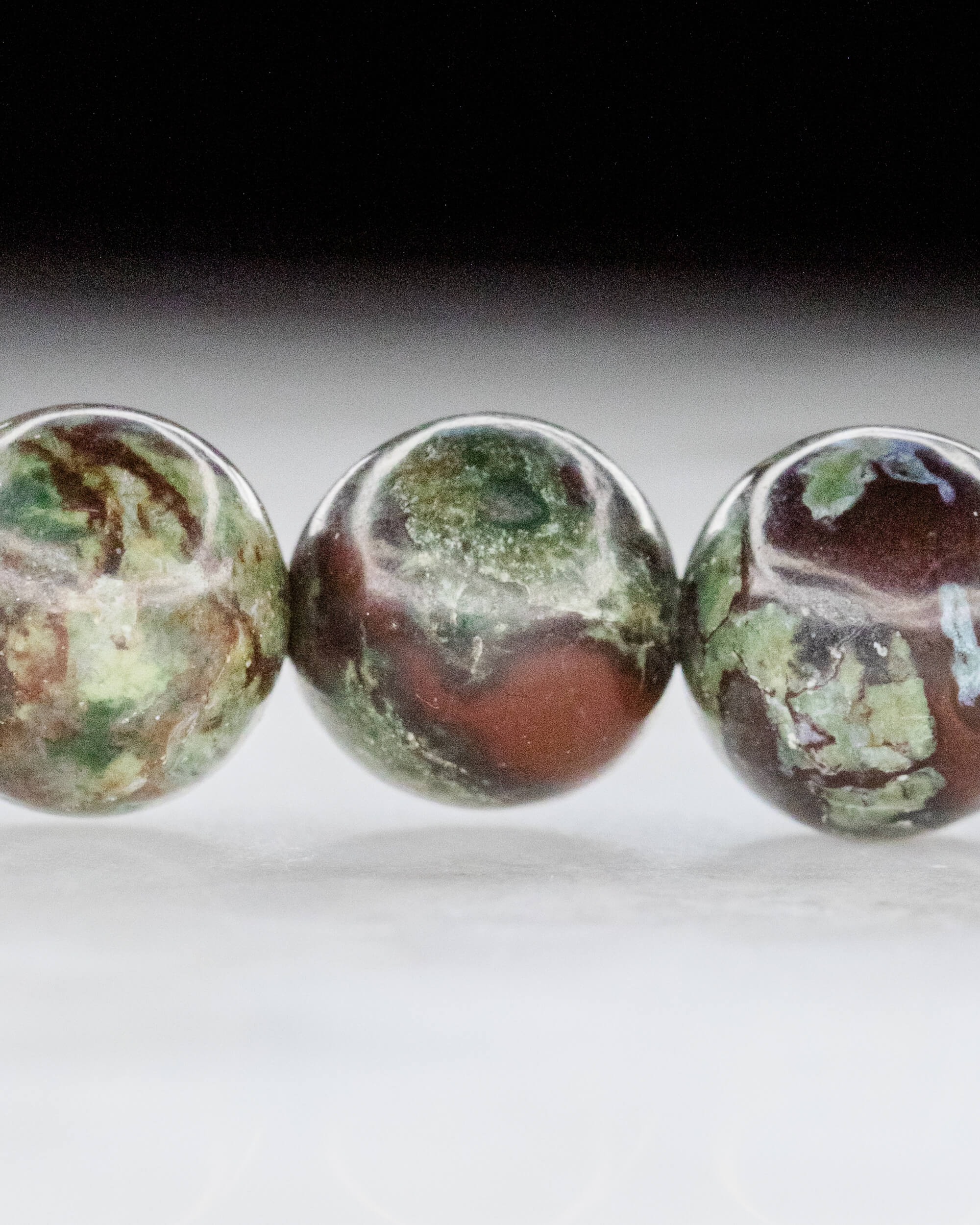 Codificador de Jaspe Sangre de Dragón (34 cm)