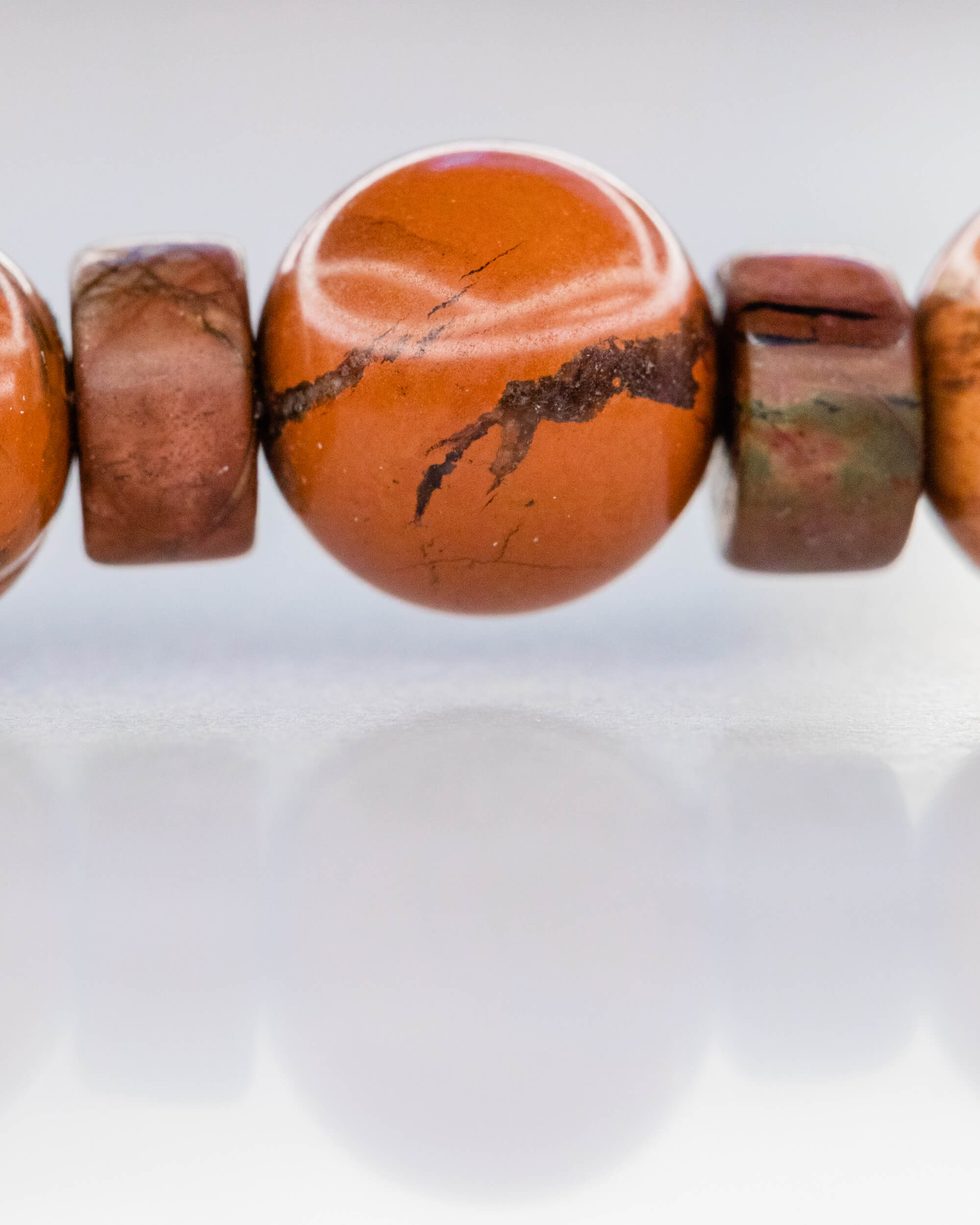 Codificador de Jaspe Rojo (34 cm)