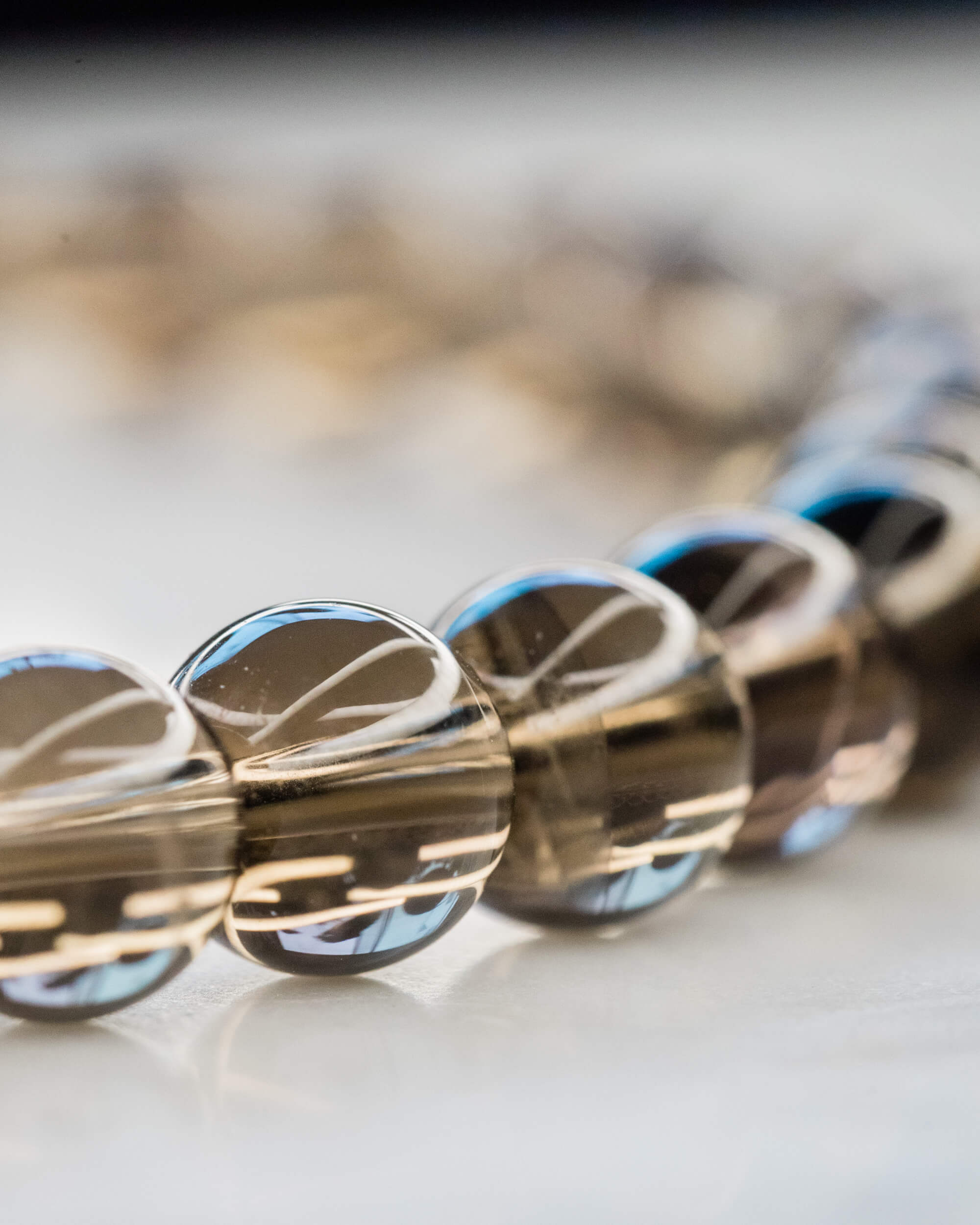 Codificador de Mano Cuarzo Ahumado 33 cm - Anclaje y Base Sólida (Agesta)