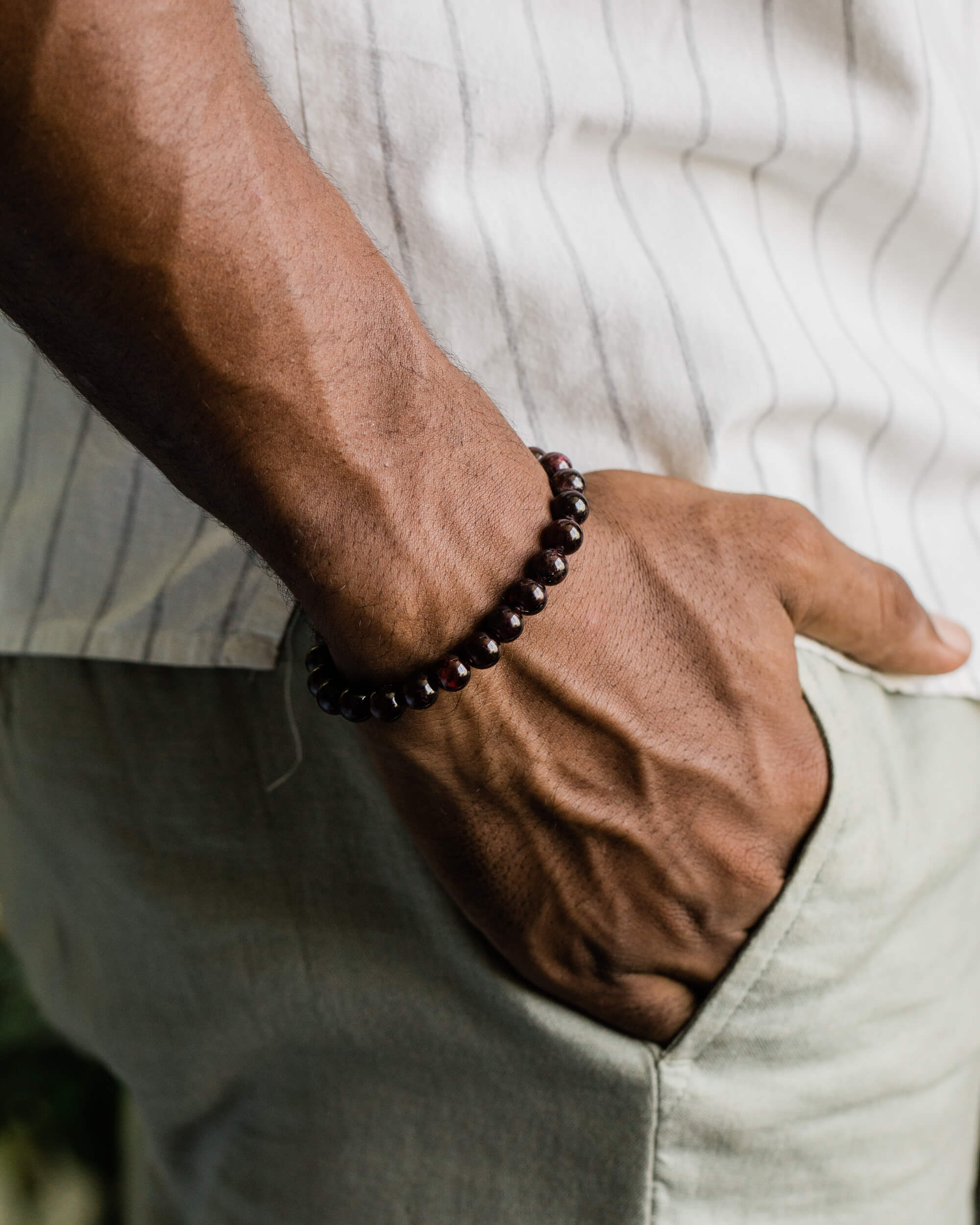 Pulsera de Granate Rojo (8 mm)