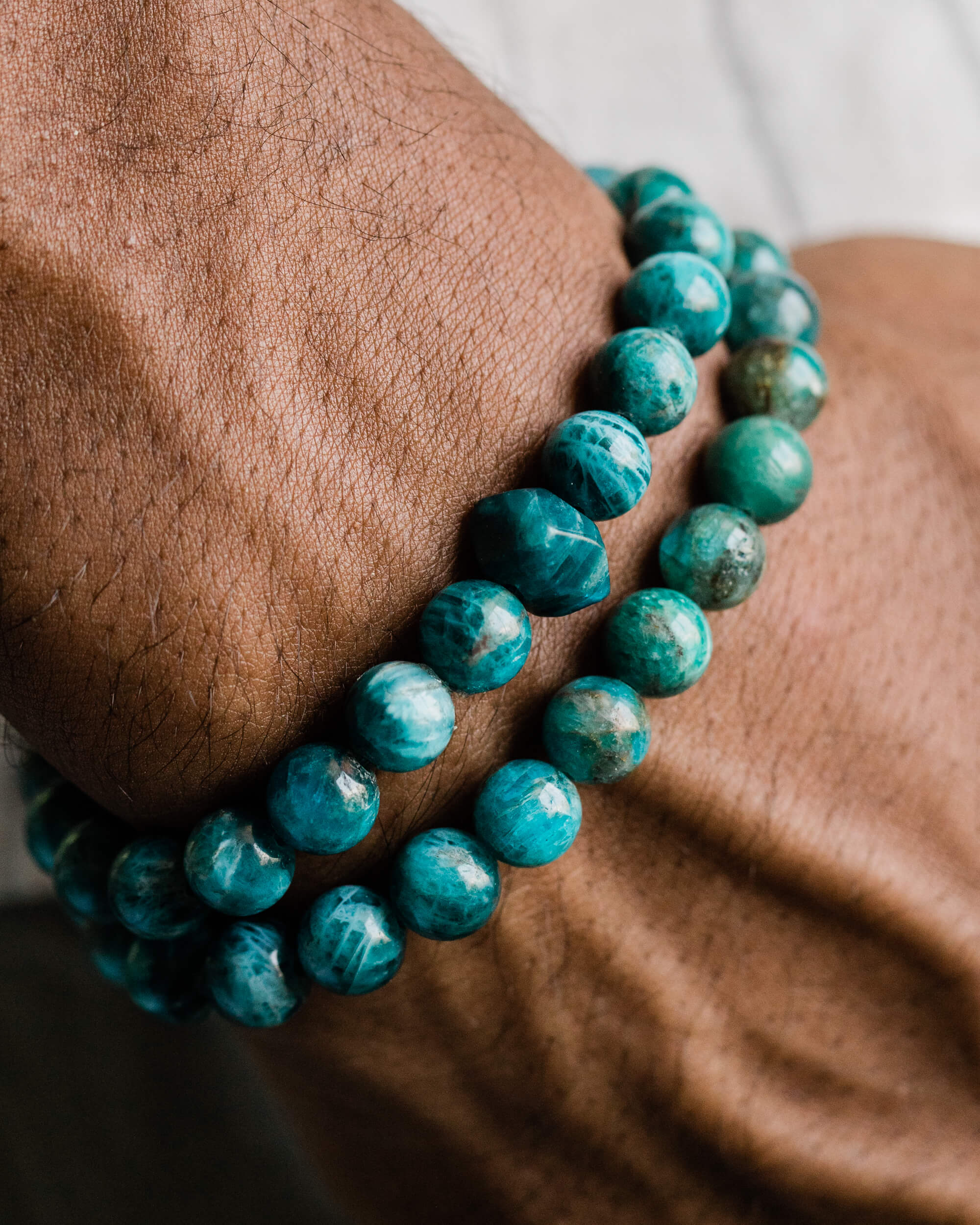 Codificador de Mano Apatita Azul 32 cm - Claridad y Expresión (Agesta)