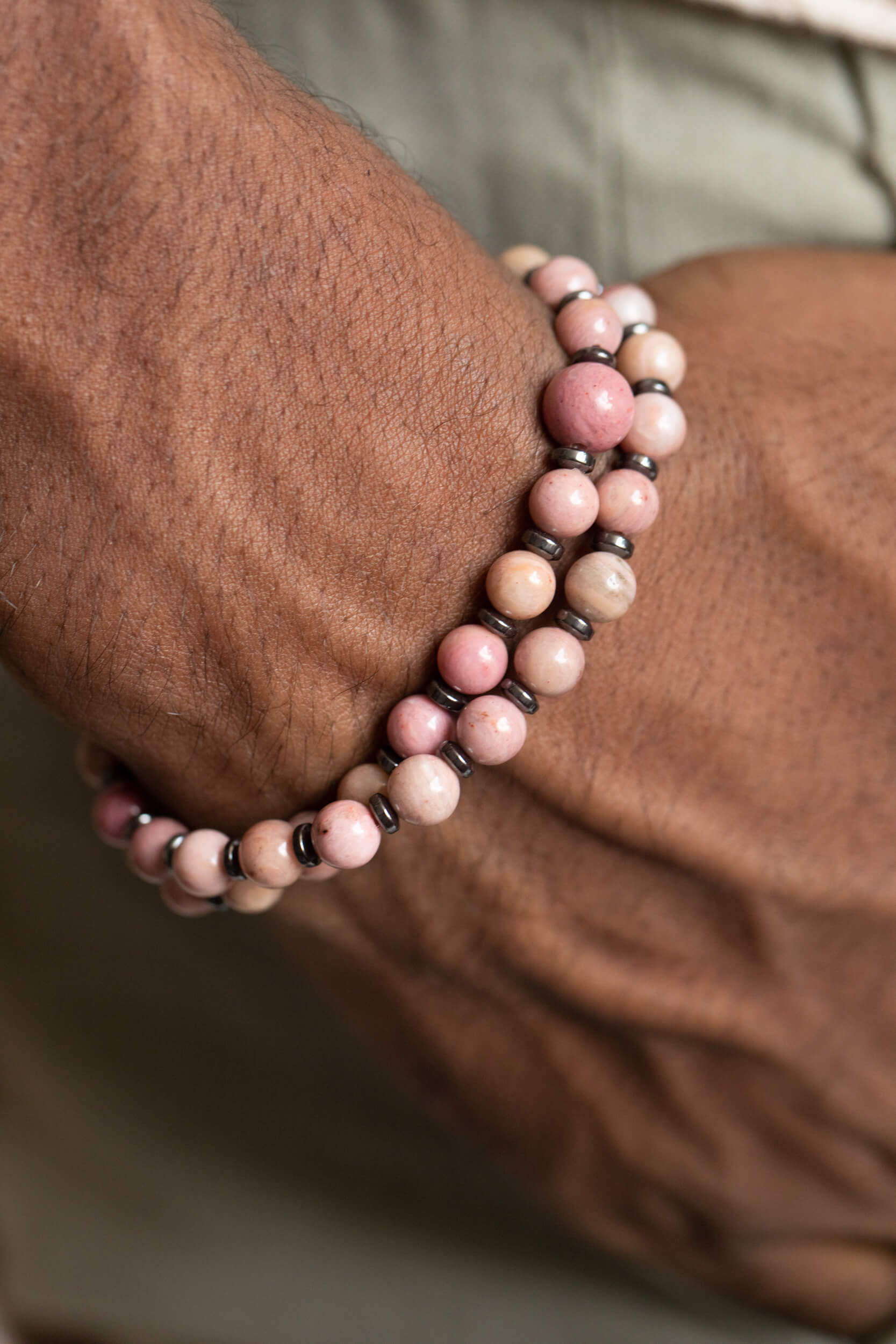 Codificador Collar Rodonita Rosa y Hematita 35 cm - Amor Firme y Enraizamiento (Agesta)