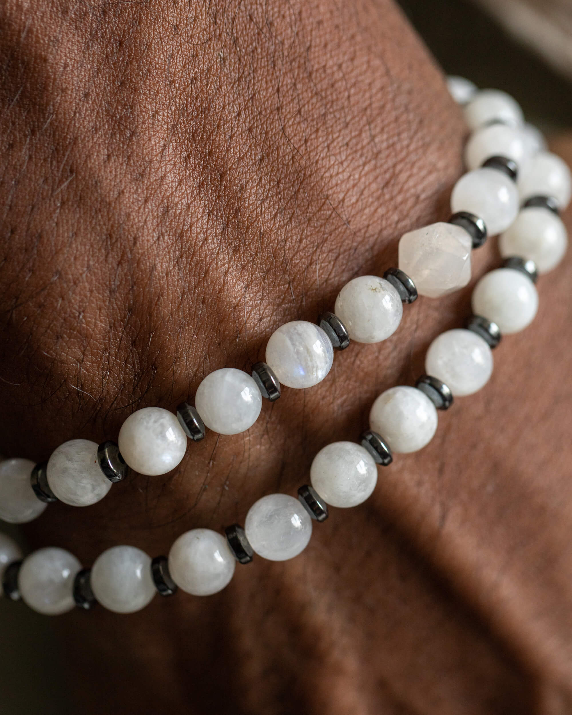 Codificador Collar Piedra Luna y Hematita 35/38 cm - Ritmo Anclado (Agesta)