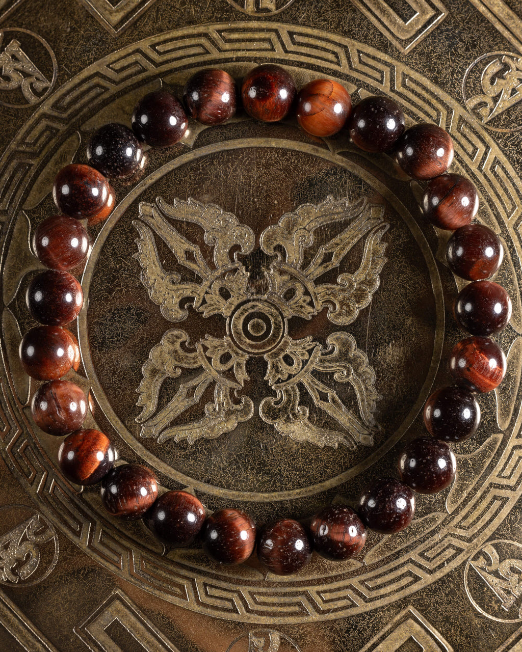 Pulsera de Ojo de Tigre Rojo de 8 mm, pieza completa sobre disco grabado
