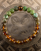 Pulsera Usil de 8 mm, pieza completa sobre placa grabada con motivo oriental