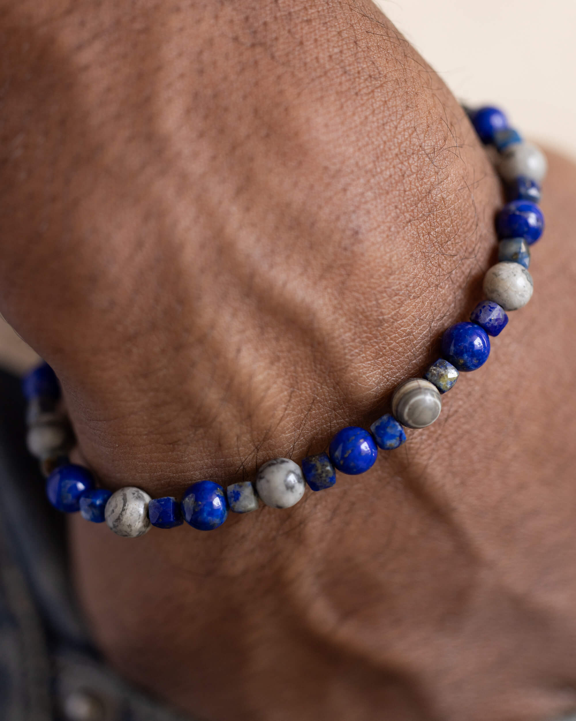 🔑 LLAVE 8: Pulsera “Cielo Encarnado”