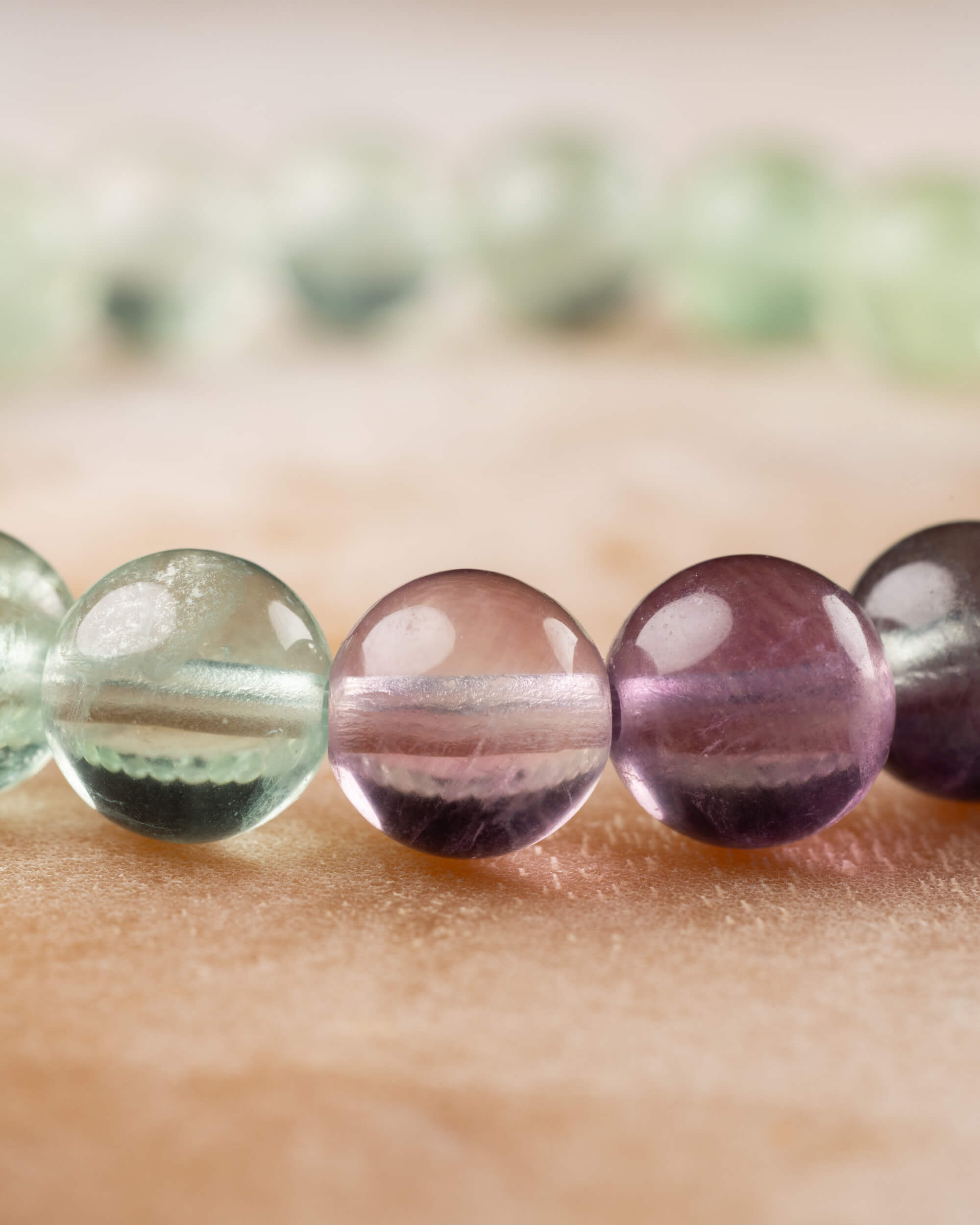 Pulsera de Fluorita 💧⚖️📚 (8 mm) Fluidez, Claridad y Concentración
