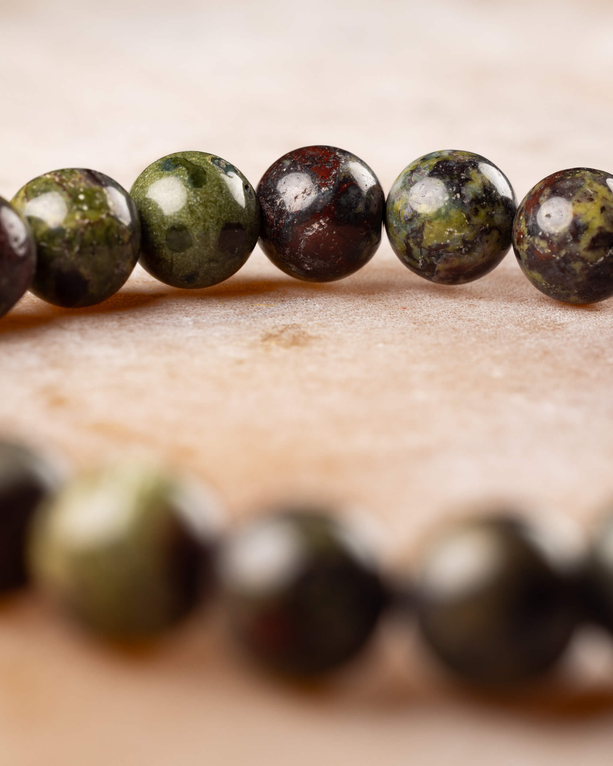 Pulsera de Jaspe Sangre de Dragón (8 mm)