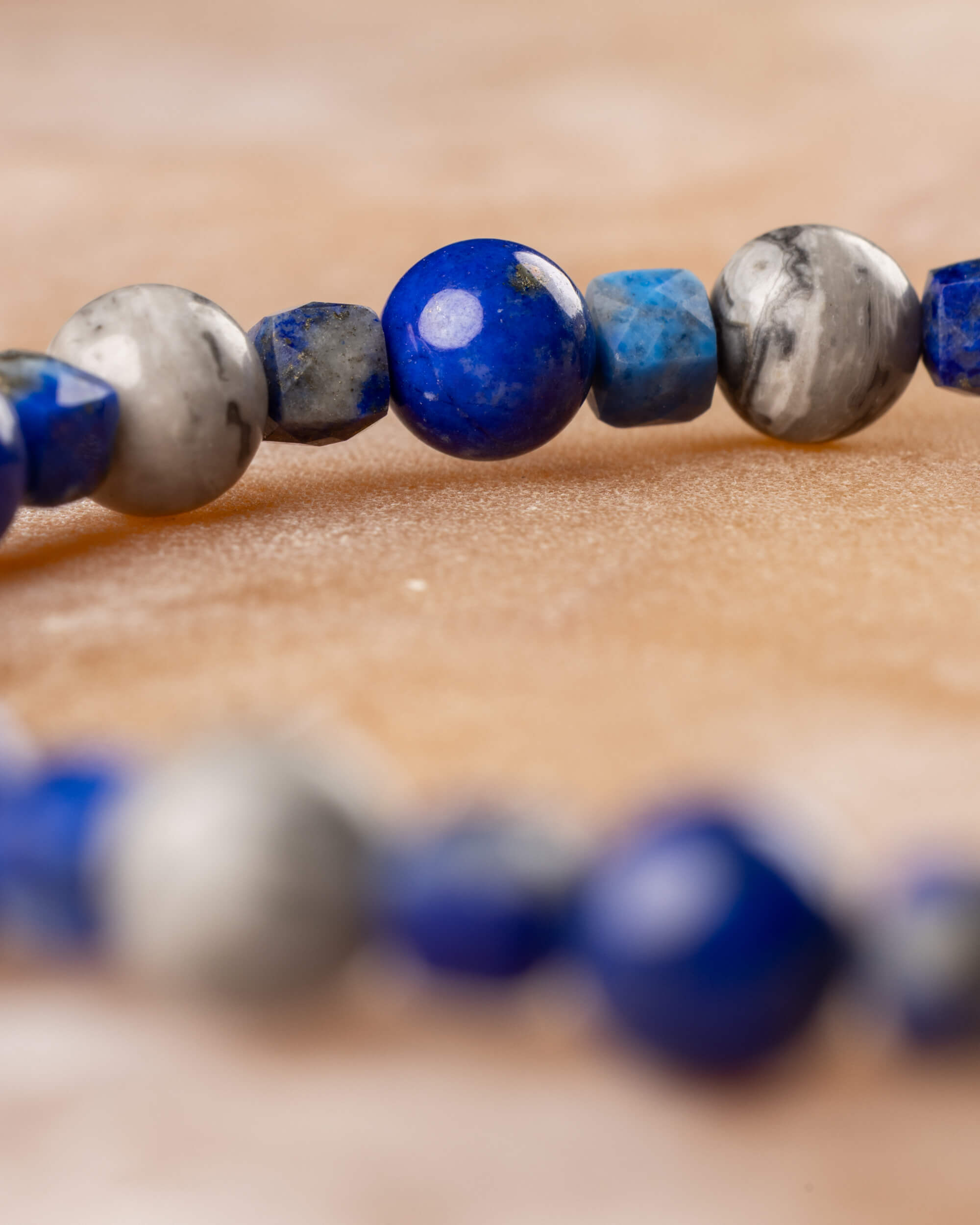🔑 LLAVE 8: Pulsera “Cielo Encarnado”