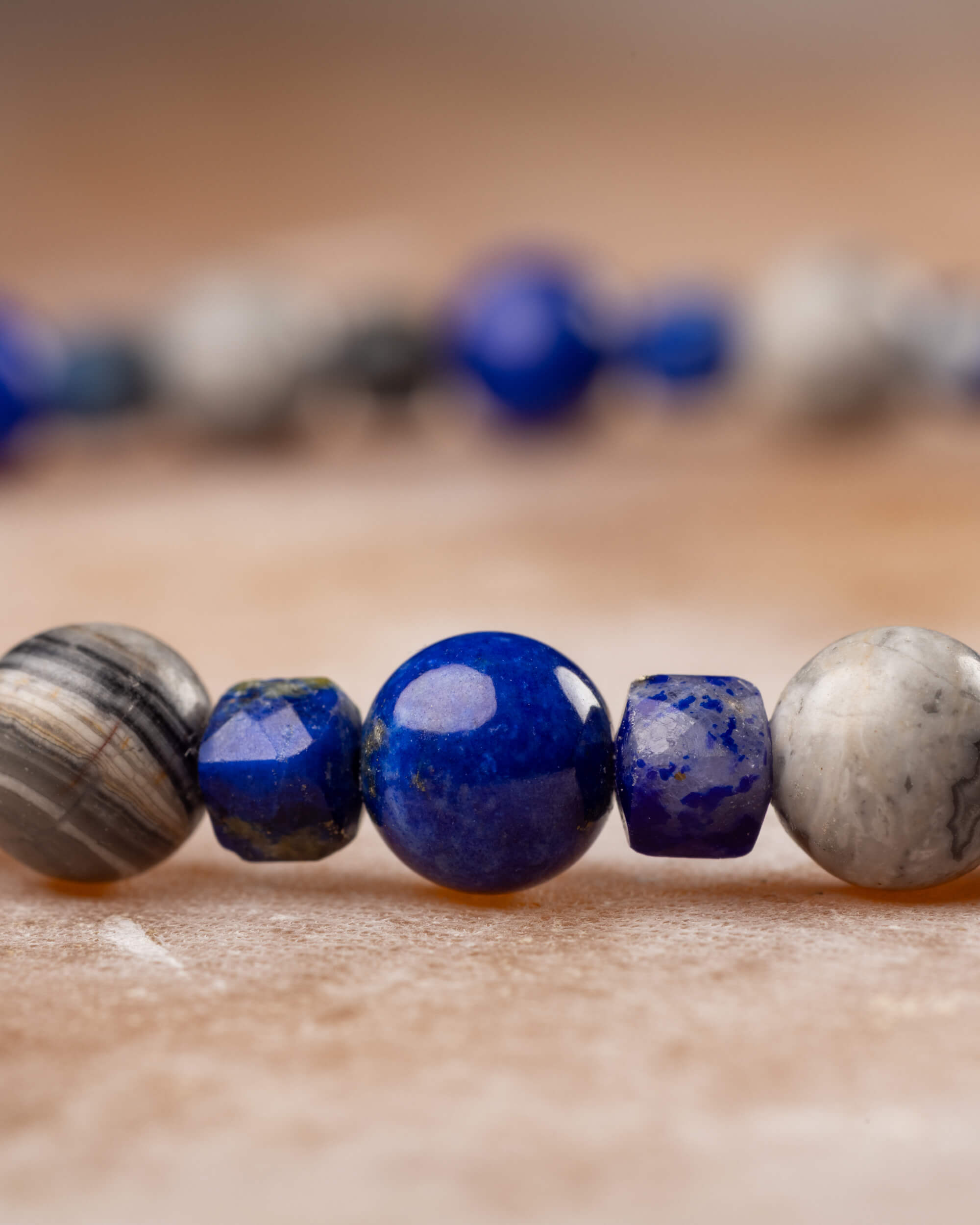 🔑 LLAVE 8: Pulsera “Cielo Encarnado”