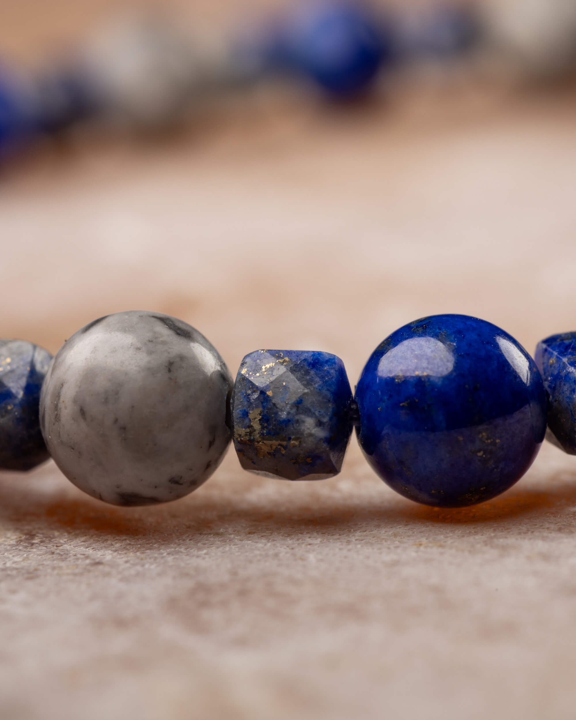 🔑 LLAVE 8: Pulsera “Cielo Encarnado”