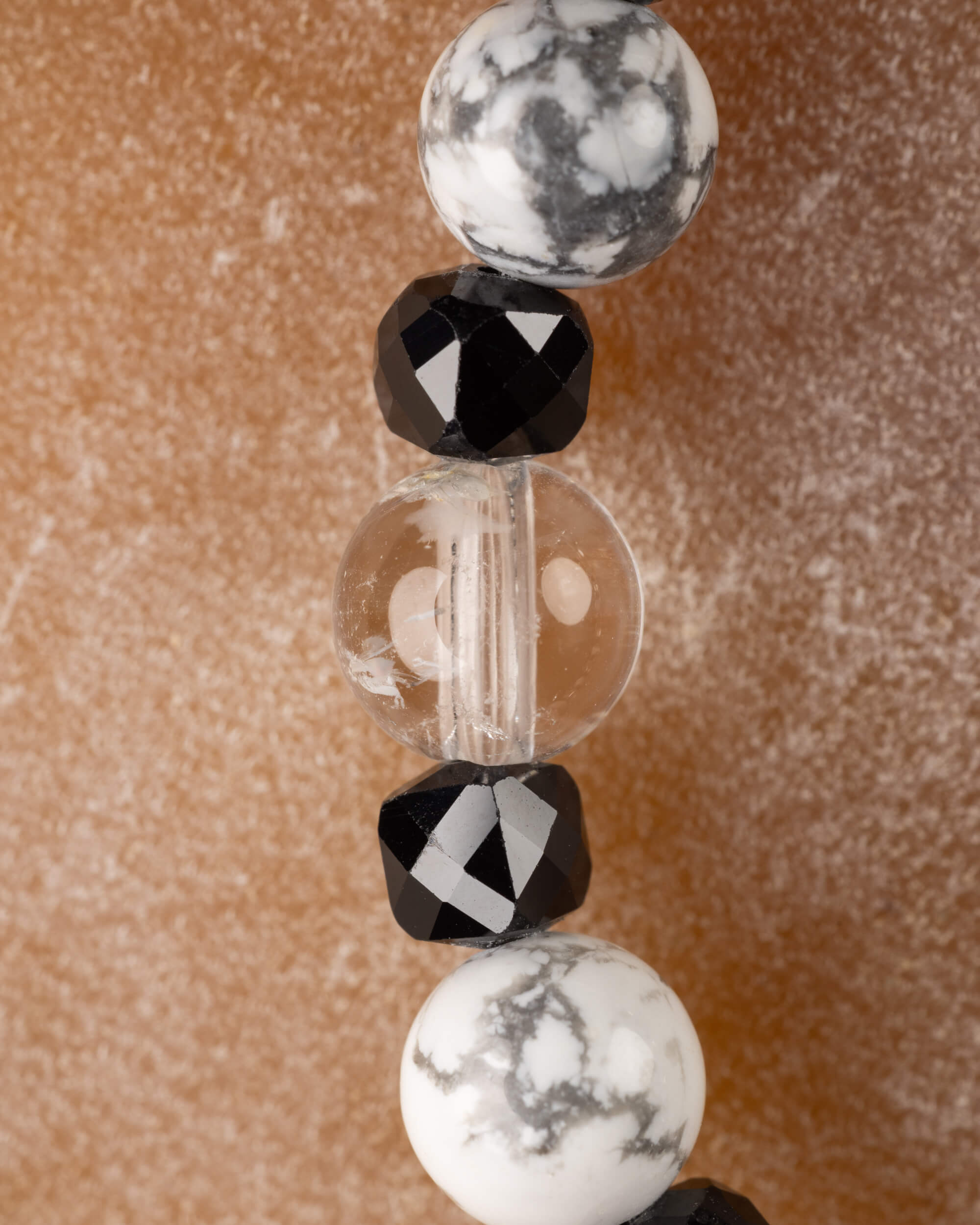 🔑 LLAVE 12: Pulsera “Vacío que Sabe”