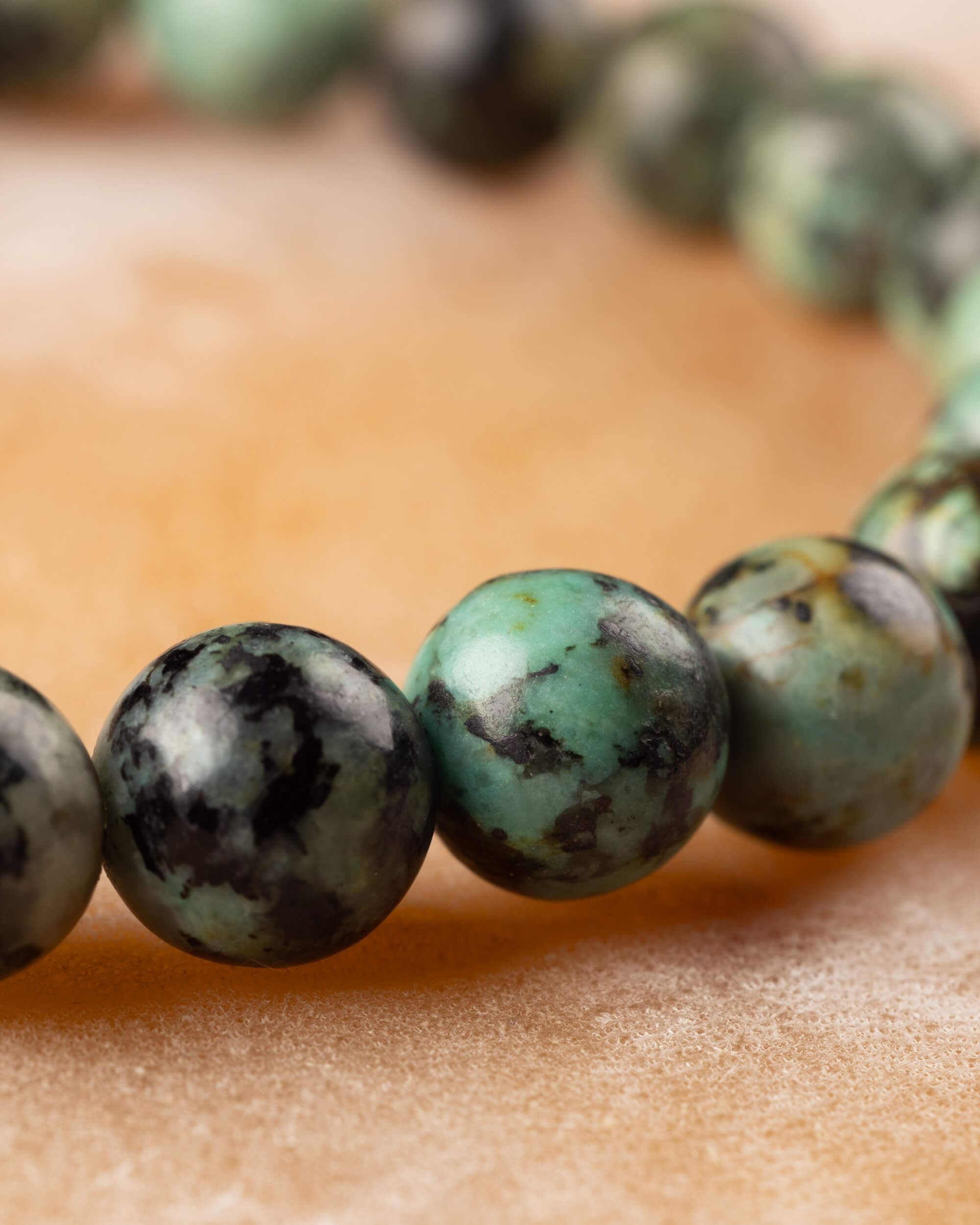Pulsera de Turquesa Africana 🌍🦉💬 (8 mm) Evolución, Sabiduría y Comunicación