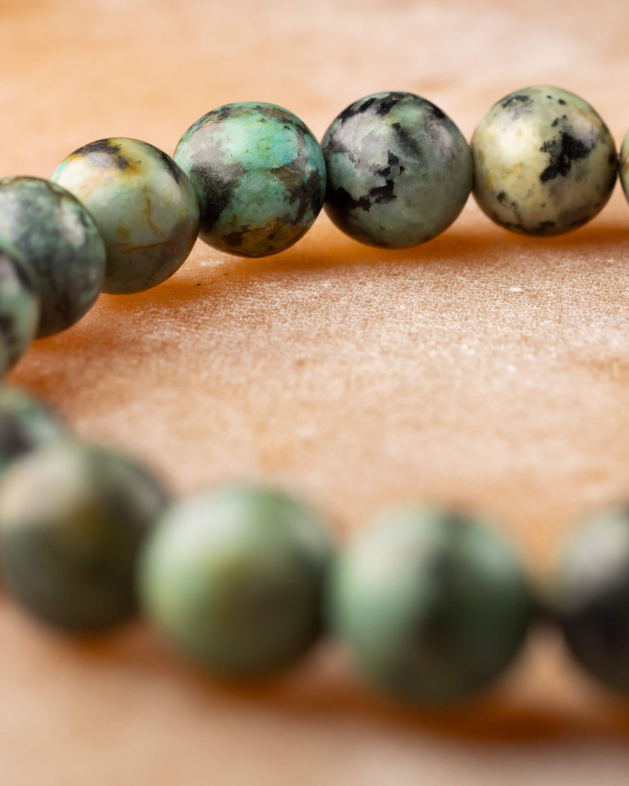 Pulsera de Turquesa Africana 🌍🦉💬 (8 mm) Evolución, Sabiduría y Comunicación