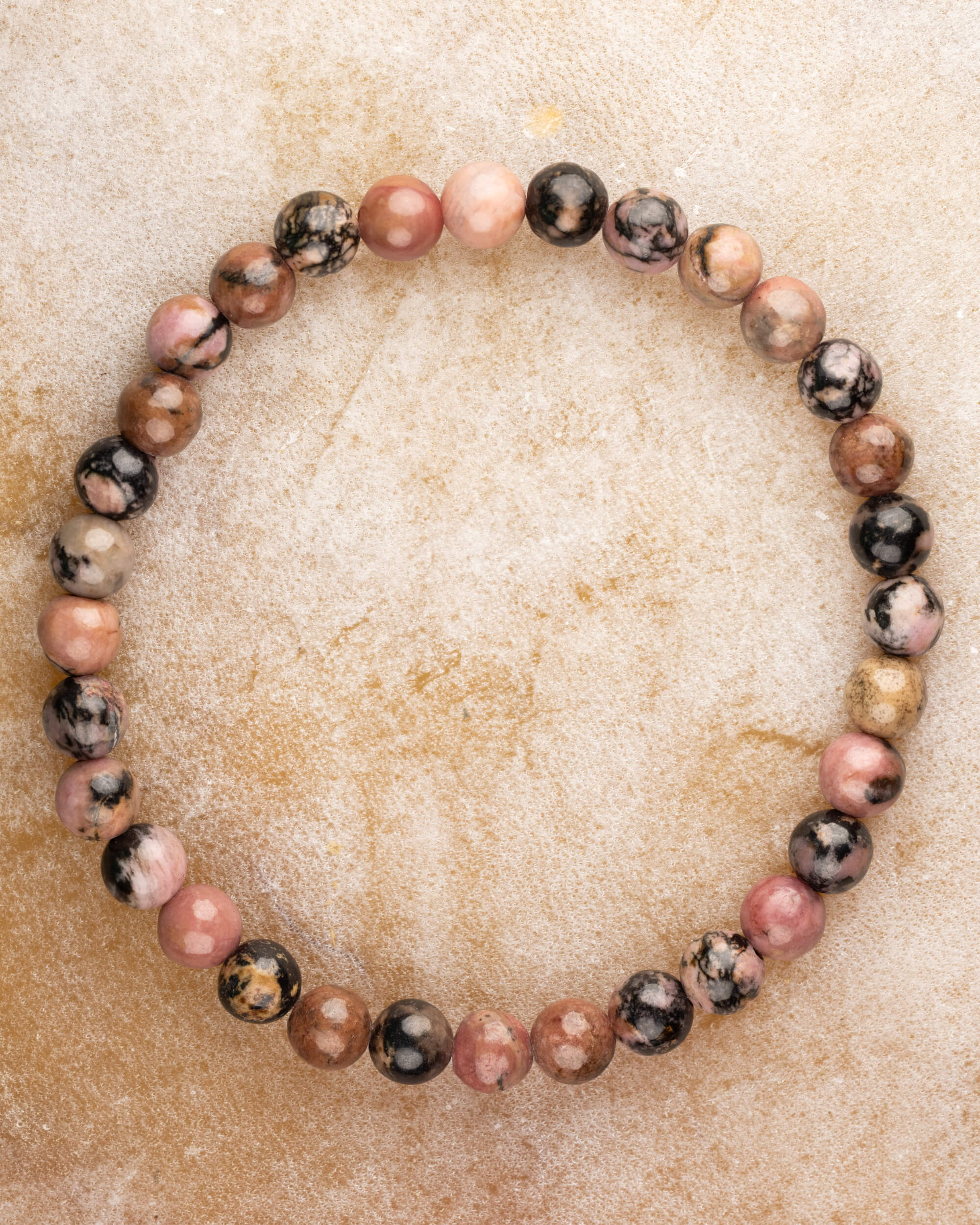 Pulsera de Rodonita Encaje Negro 🖤🌺⚖️ (6 mm) Compasión, Perdón y Amor Propio