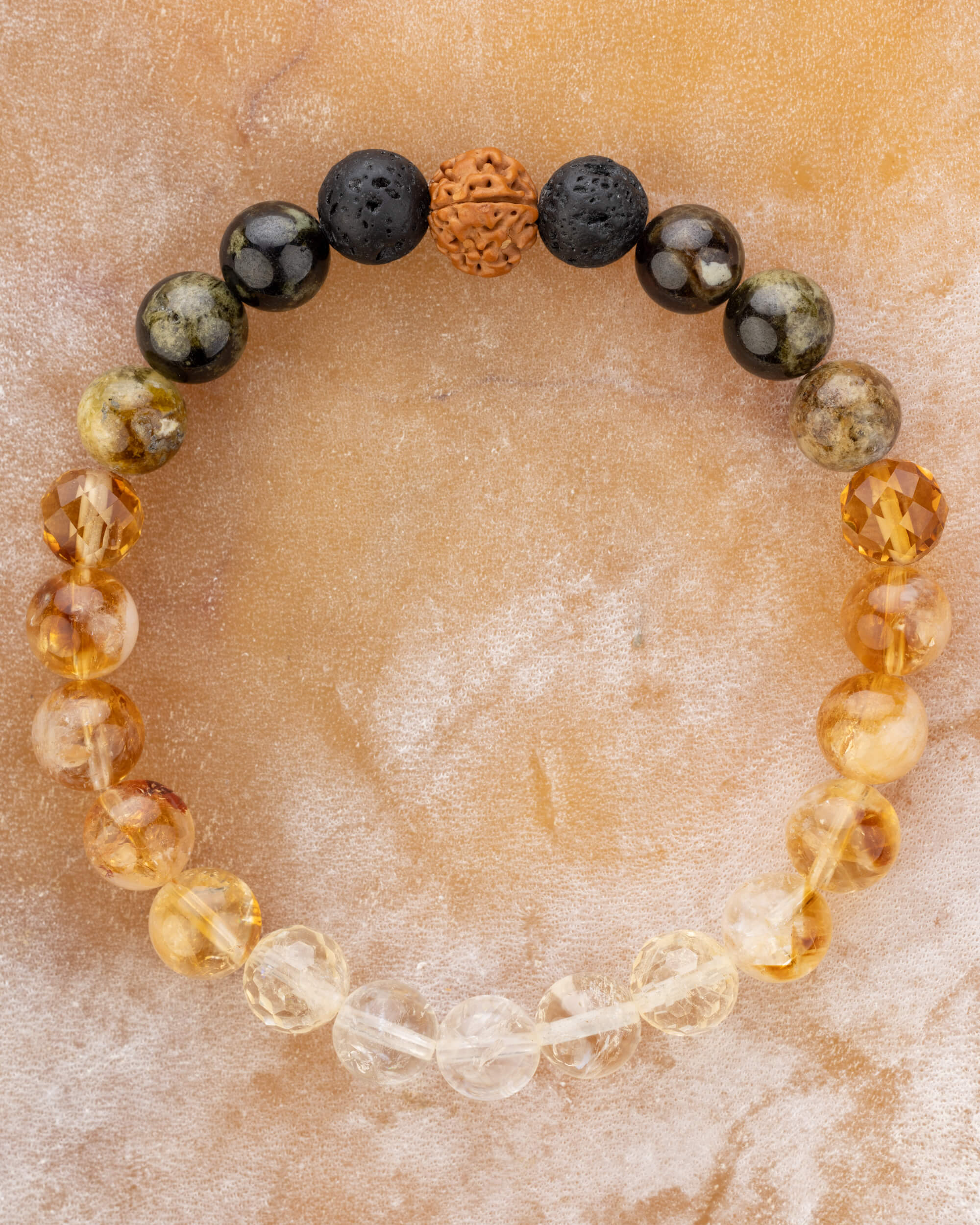 Pulsera Zodiacal Aries de 8 mm, pieza completa con Semilla de Rudraksha, Piedra Volcánica, Granate Grosularia y Citrino
