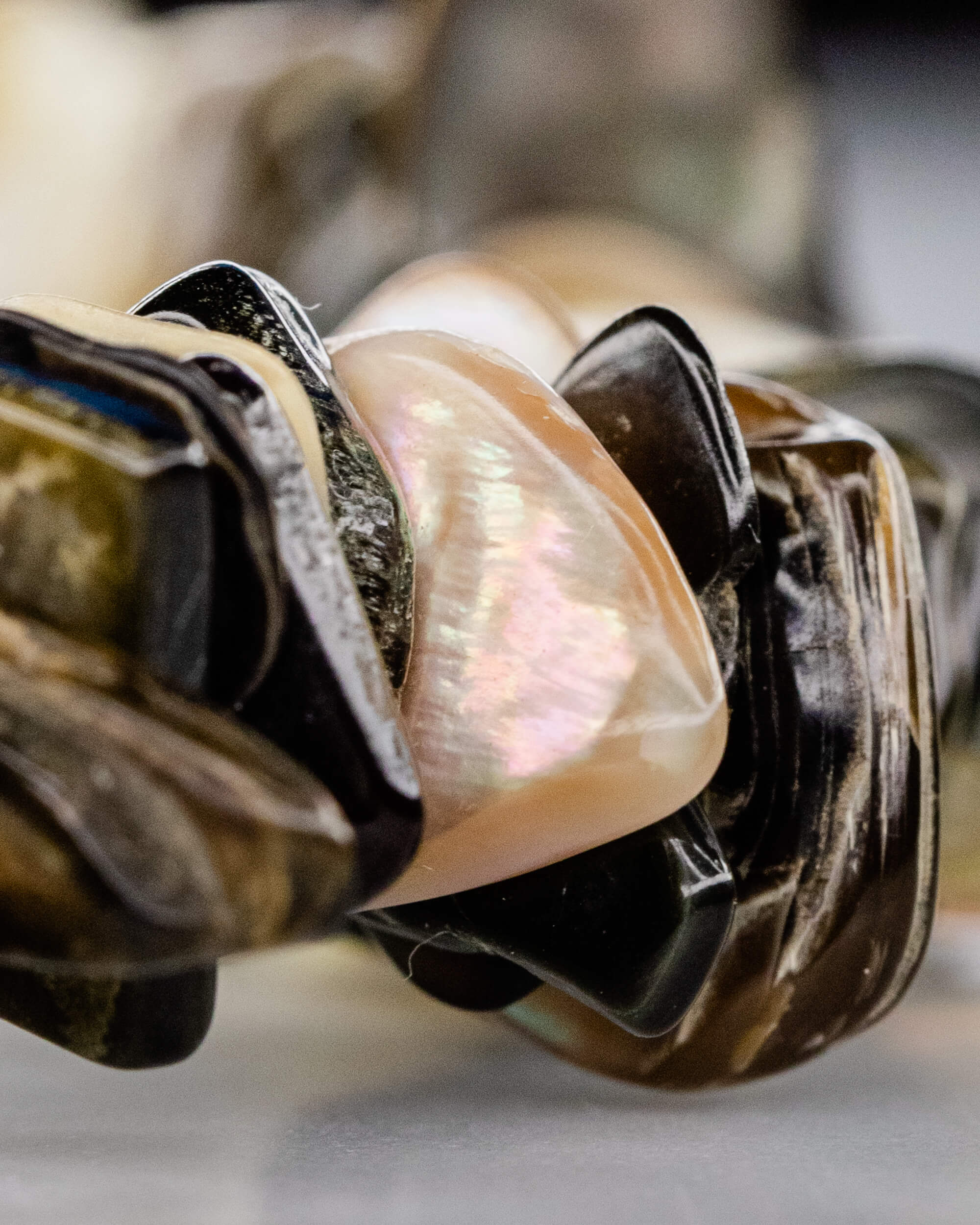 Pulsera de Abulón 🐚🛡️⚖️ (6-12 mm) Protección, Equilibrio y Conexión