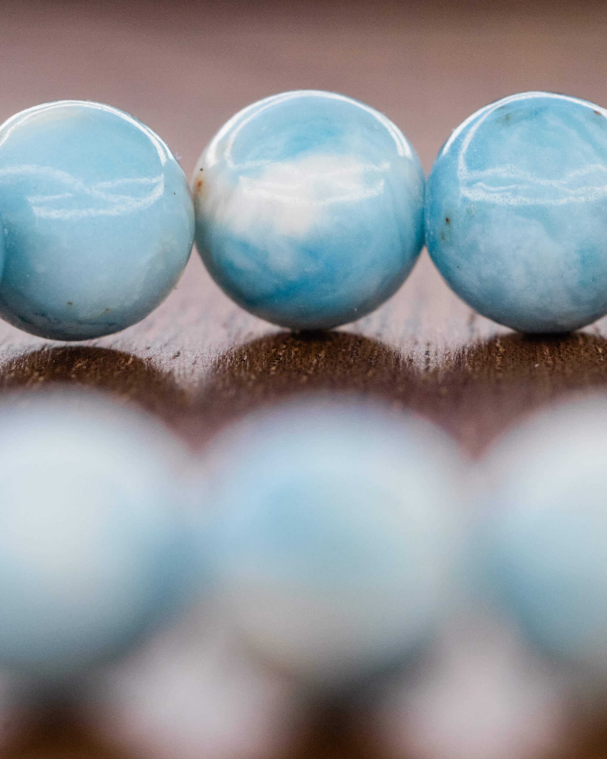 Pulsera de Larimar 🐋💬🔓 (8 mm) Comunicación, Fortaleza y Liberación