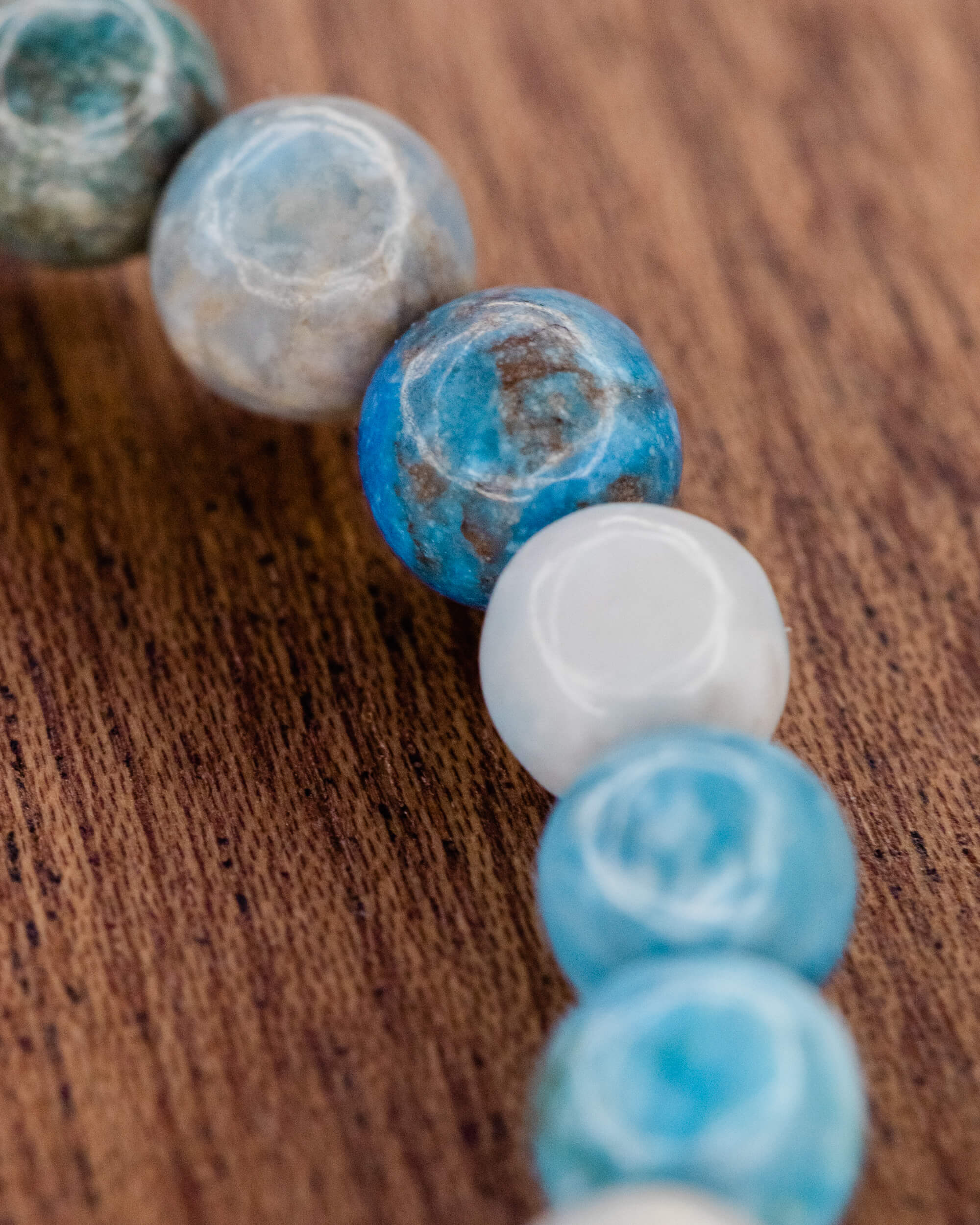 Pulsera de Larimar 🐋💬🔓 (6 mm) Comunicación, Fortaleza y Liberación