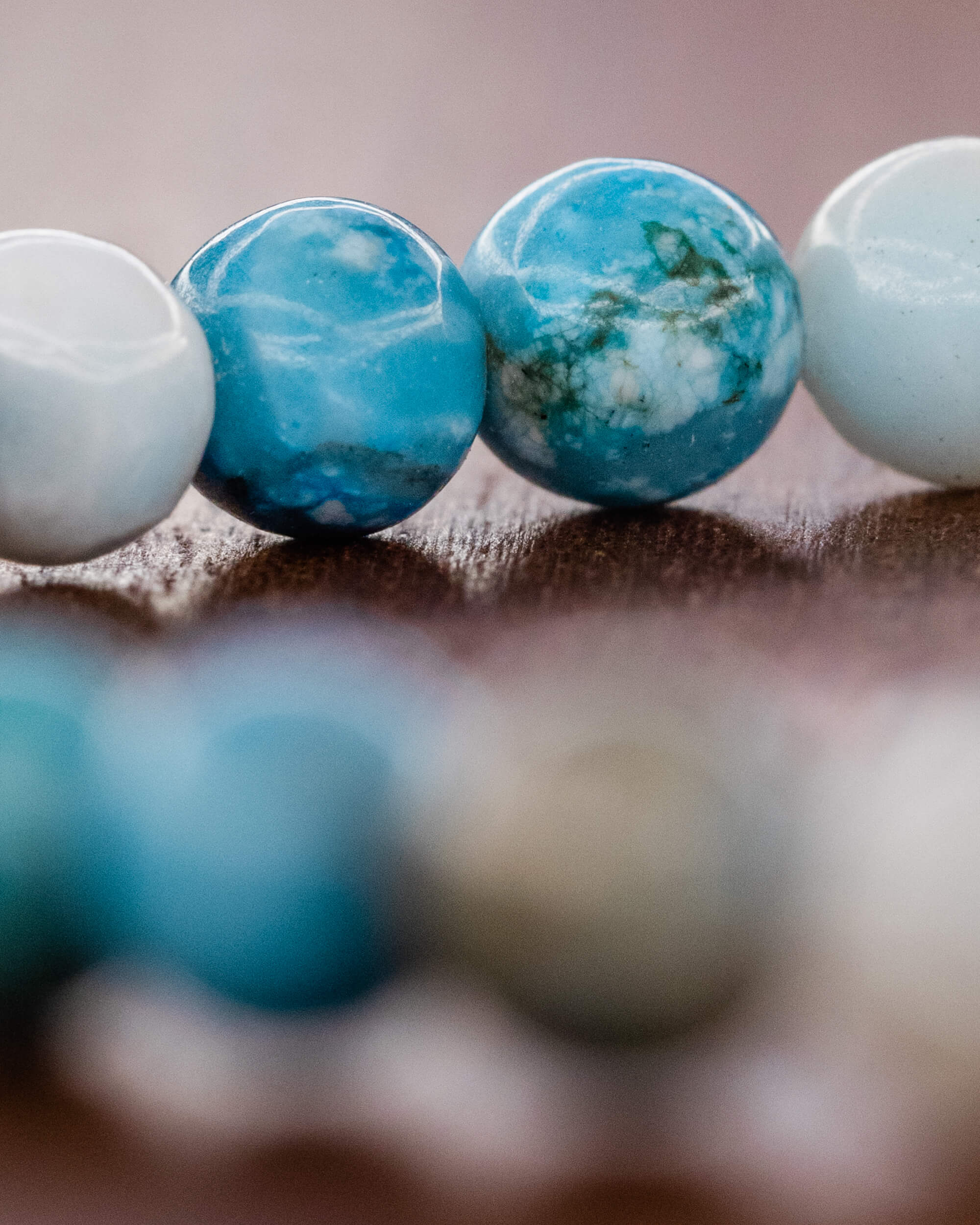 Pulsera de Larimar 🐋💬🔓 (6 mm) Comunicación, Fortaleza y Liberación