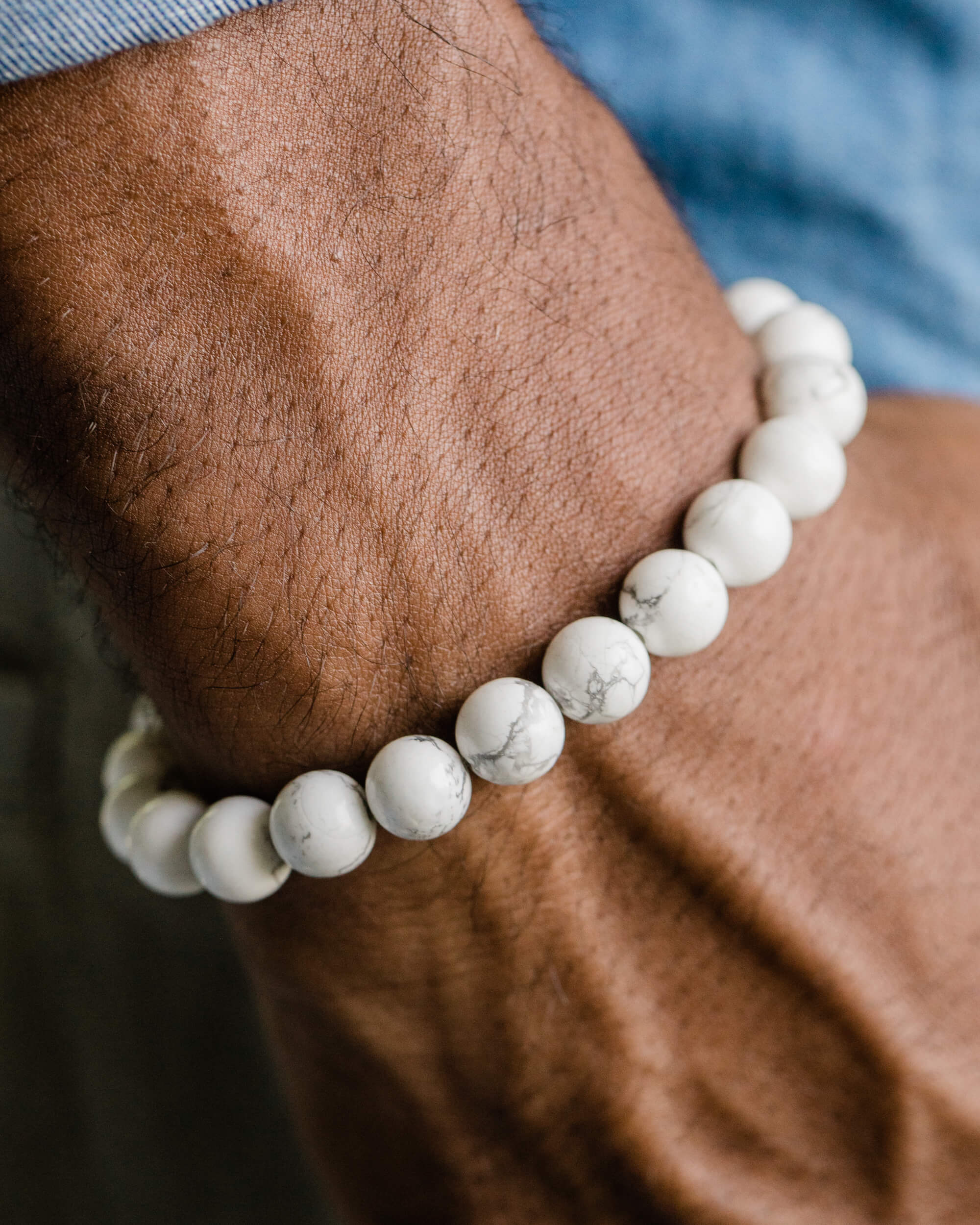 Pulsera de Howlita 🦢 🧘‍♂️🌙 (8 mm) Calma, Introspección y Equilibrio