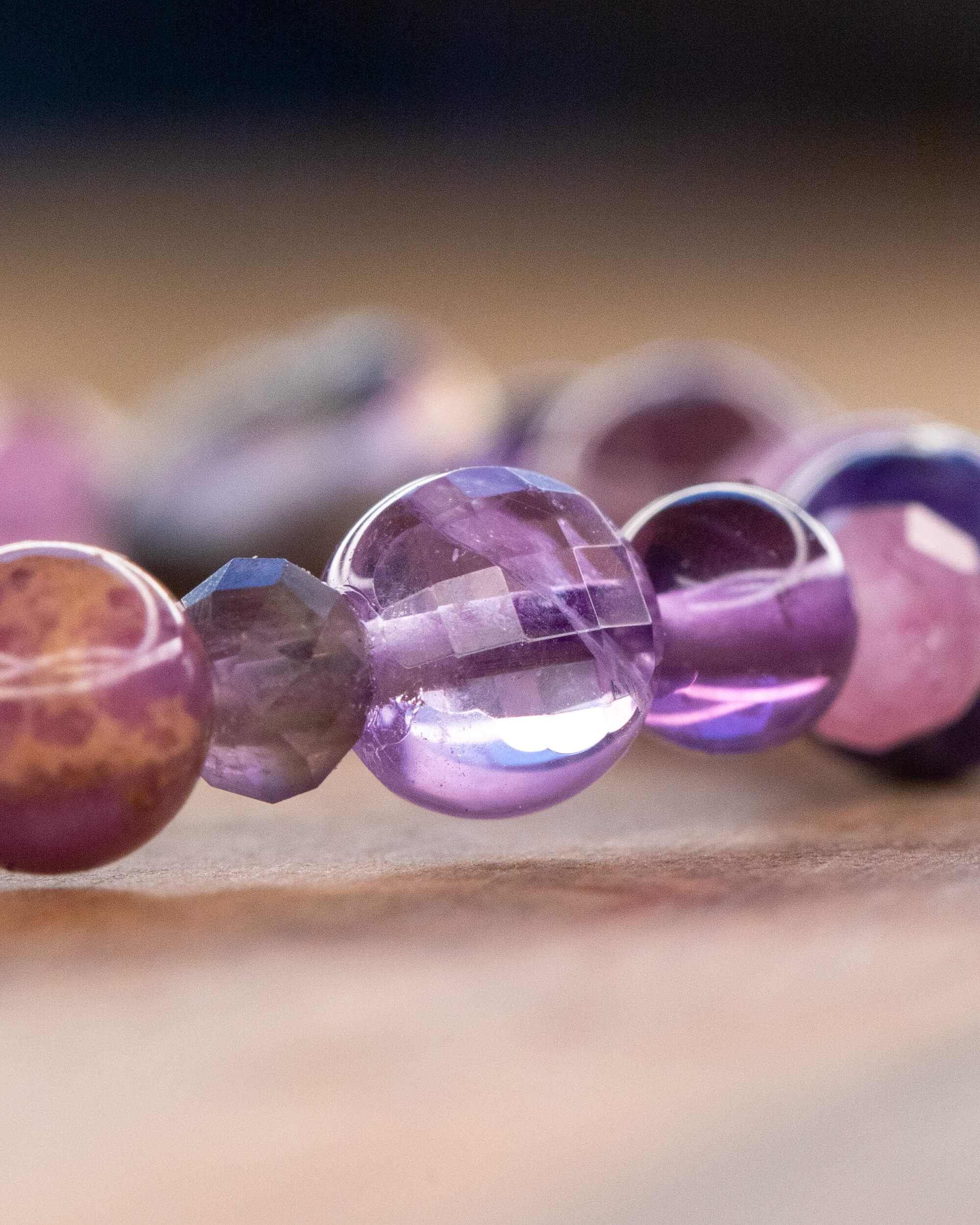 Pulsera Mix de Minerales Morados 💜🔮🎆 (4-6 mm)