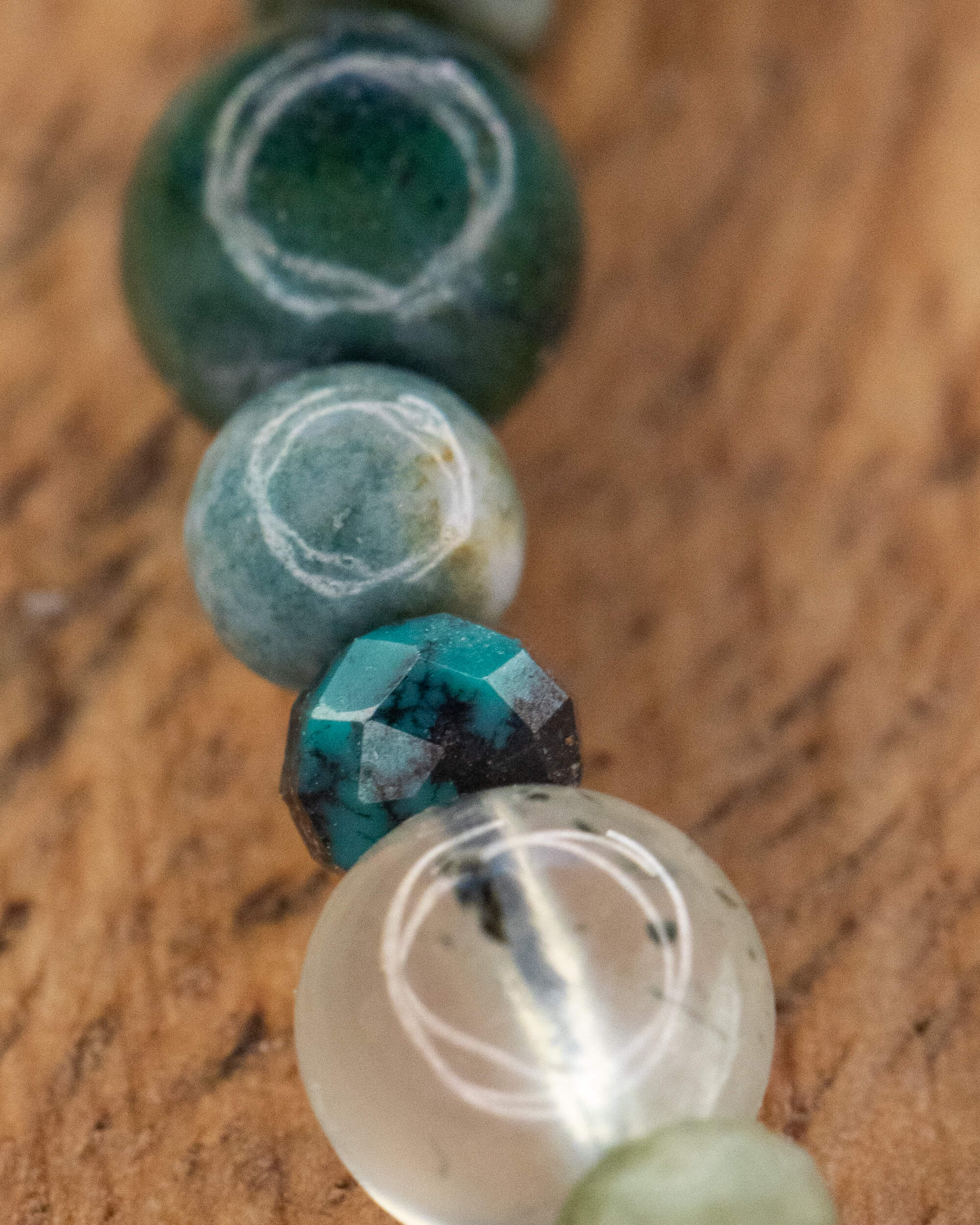 Pulsera Mix de Minerales Verdes 🌿💚🐉 (4-6 mm)